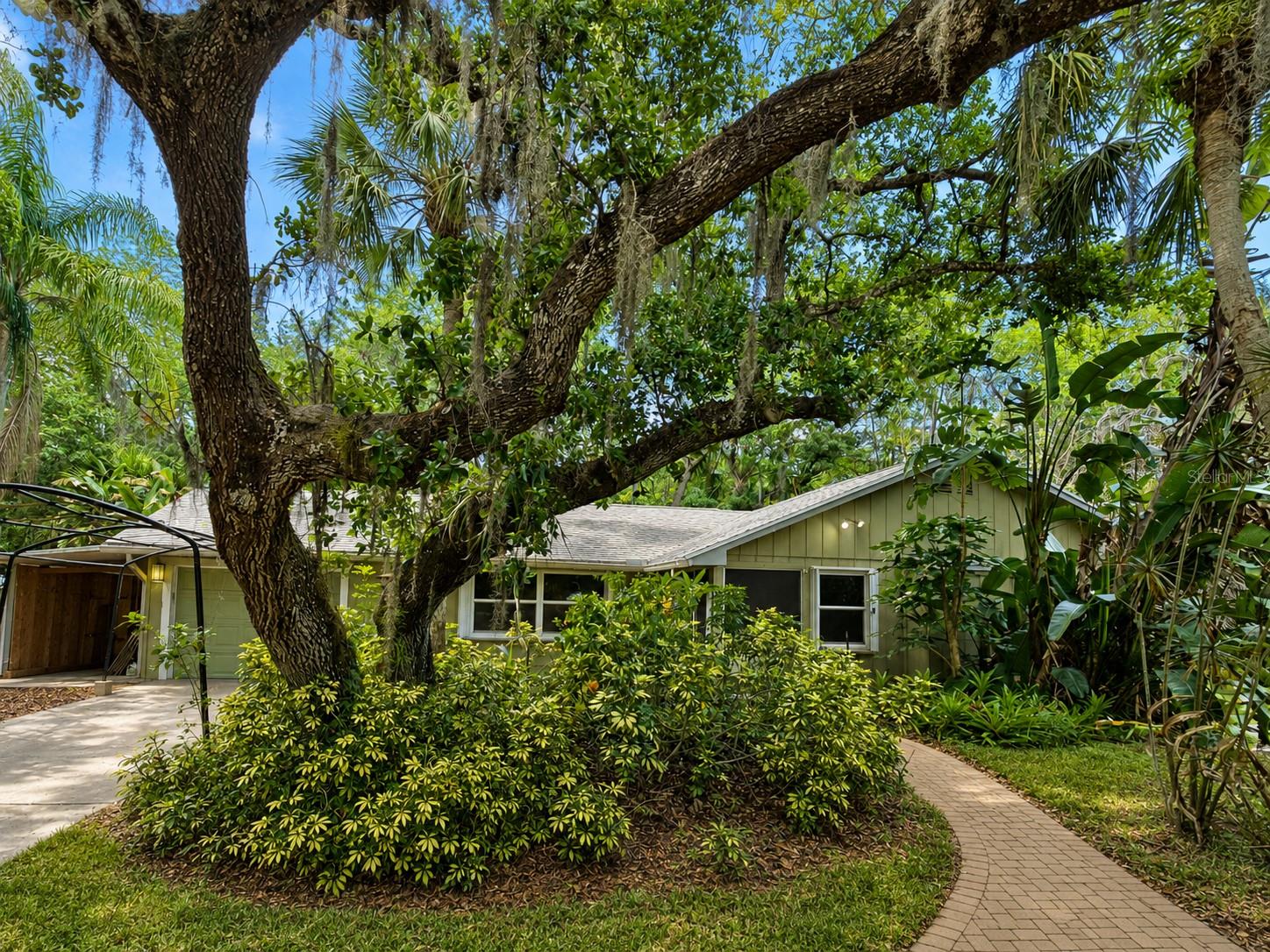 255 SW SALERNO RD, STUART, FL, 34997