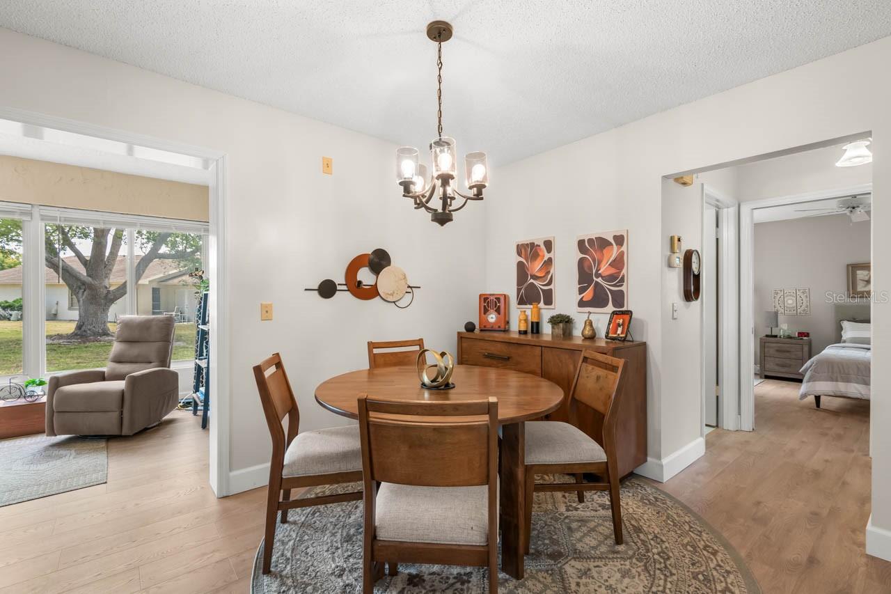 330 GLOUCESTER BLVD, SUN CITY CENTER, FL, 33573