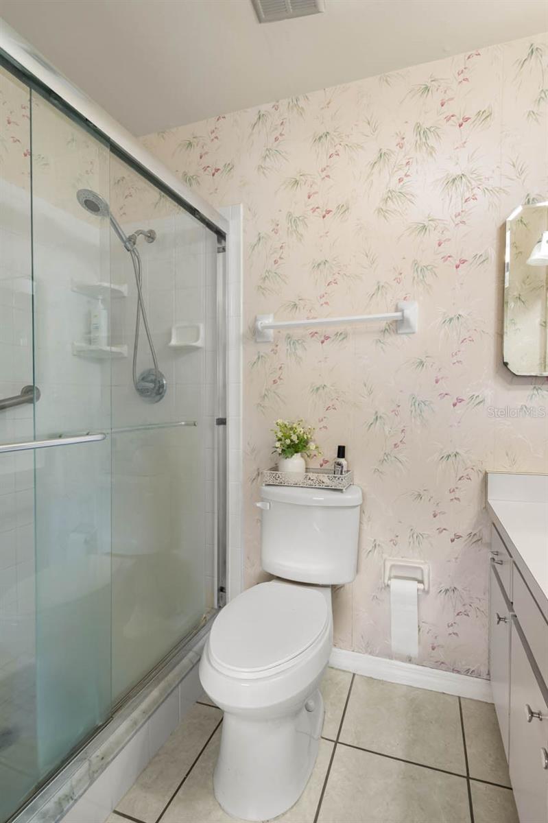 330 GLOUCESTER BLVD, SUN CITY CENTER, FL, 33573