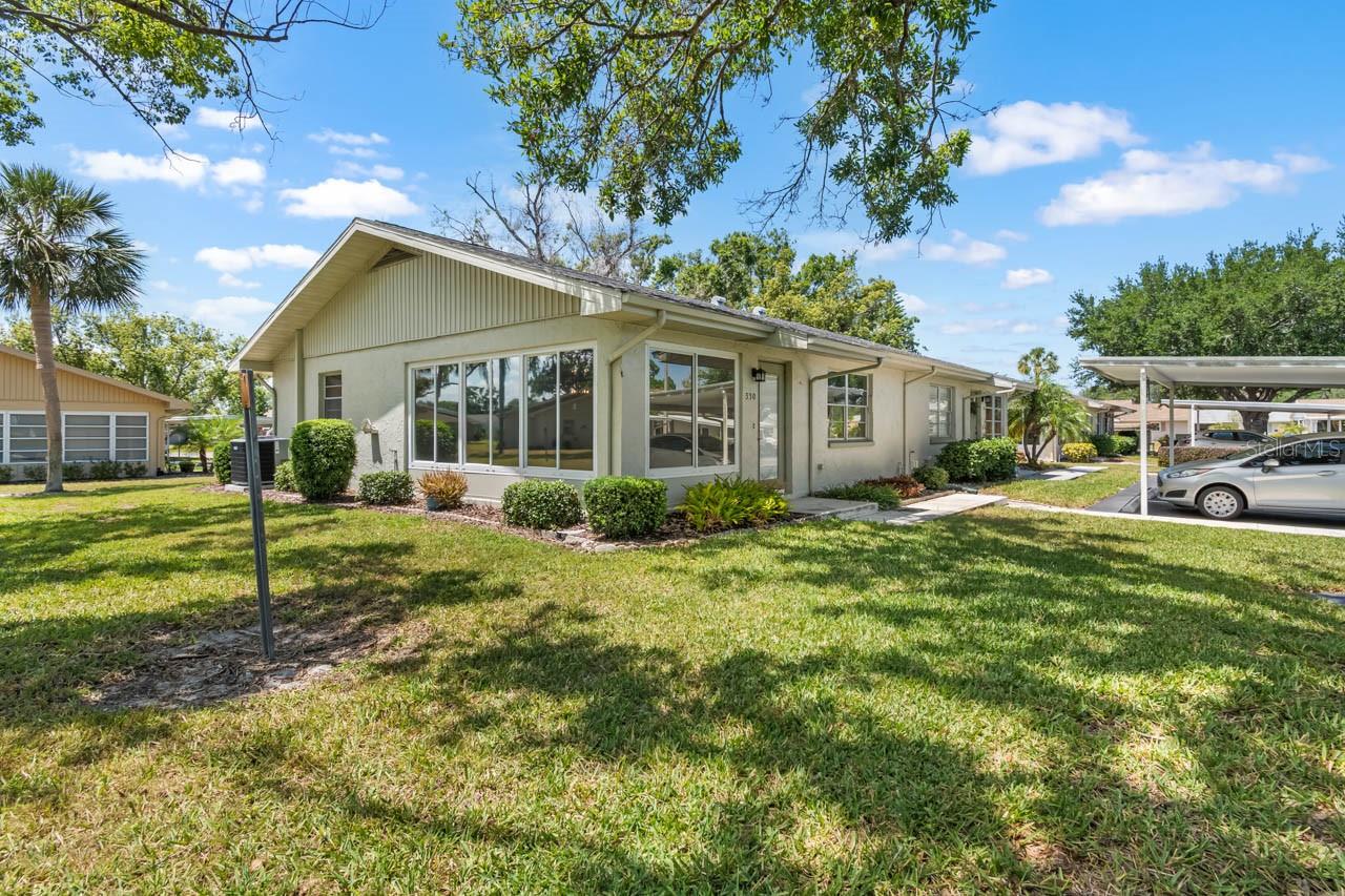 330 GLOUCESTER BLVD, SUN CITY CENTER, FL, 33573