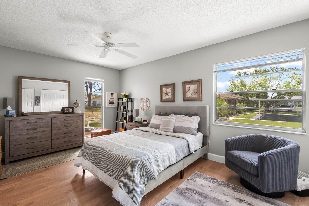 330 GLOUCESTER BLVD, SUN CITY CENTER, FL, 33573