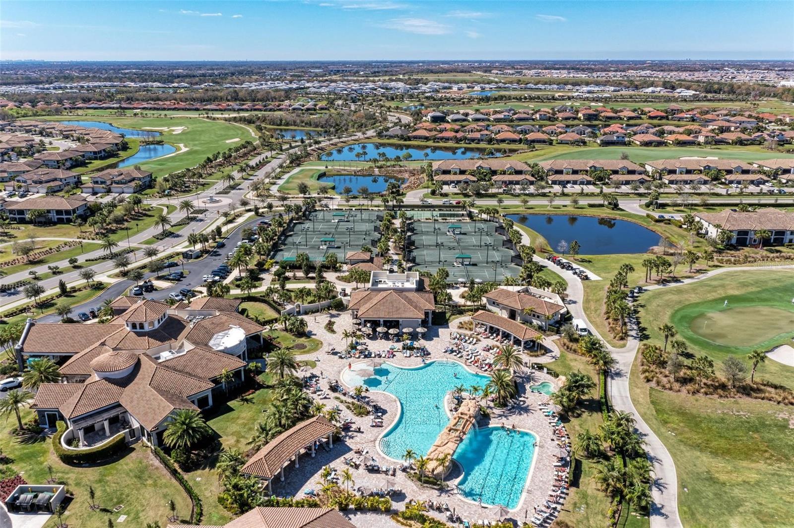 5721 PALMER CIR #101, LAKEWOOD RANCH, FL, 34211