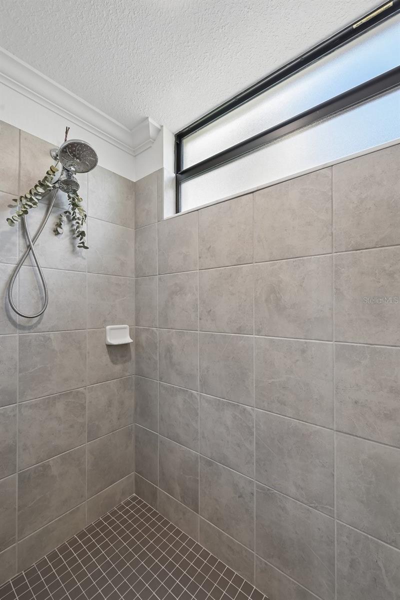 5721 PALMER CIR #101, LAKEWOOD RANCH, FL, 34211