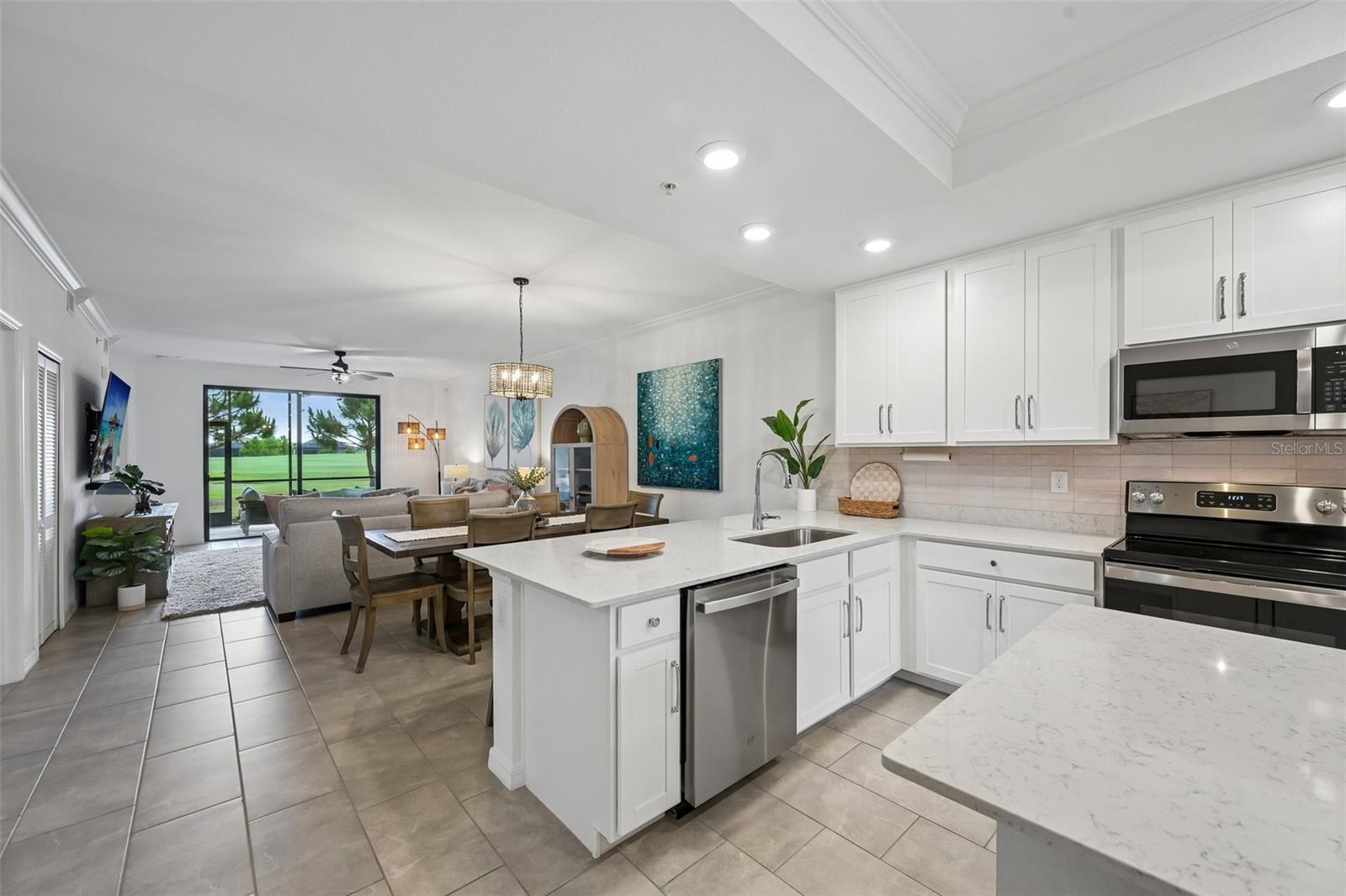 5721 PALMER CIR #101, LAKEWOOD RANCH, FL, 34211
