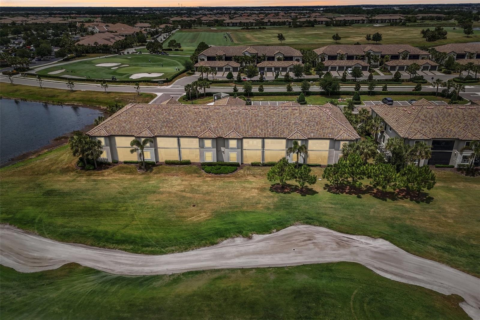 5721 PALMER CIR #101, LAKEWOOD RANCH, FL, 34211