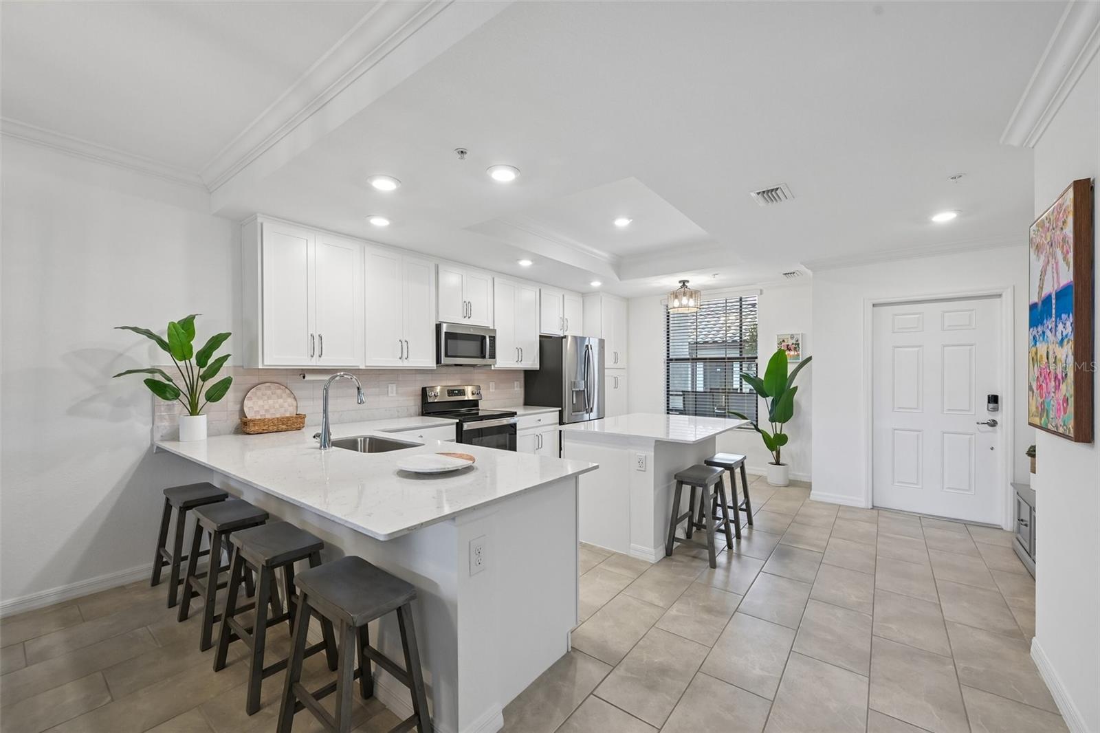 5721 PALMER CIR #101, LAKEWOOD RANCH, FL, 34211