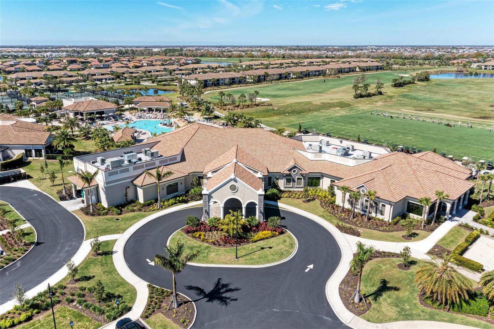 5721 PALMER CIR #101, LAKEWOOD RANCH, FL, 34211