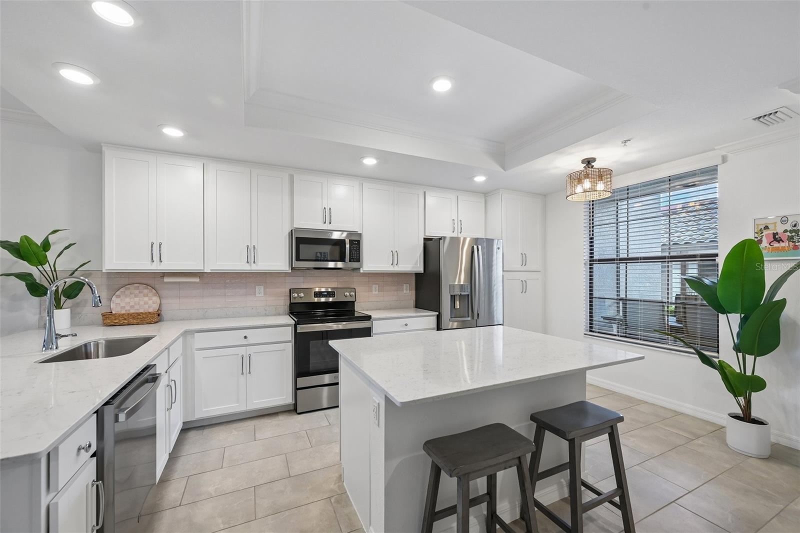 5721 PALMER CIR #101, LAKEWOOD RANCH, FL, 34211