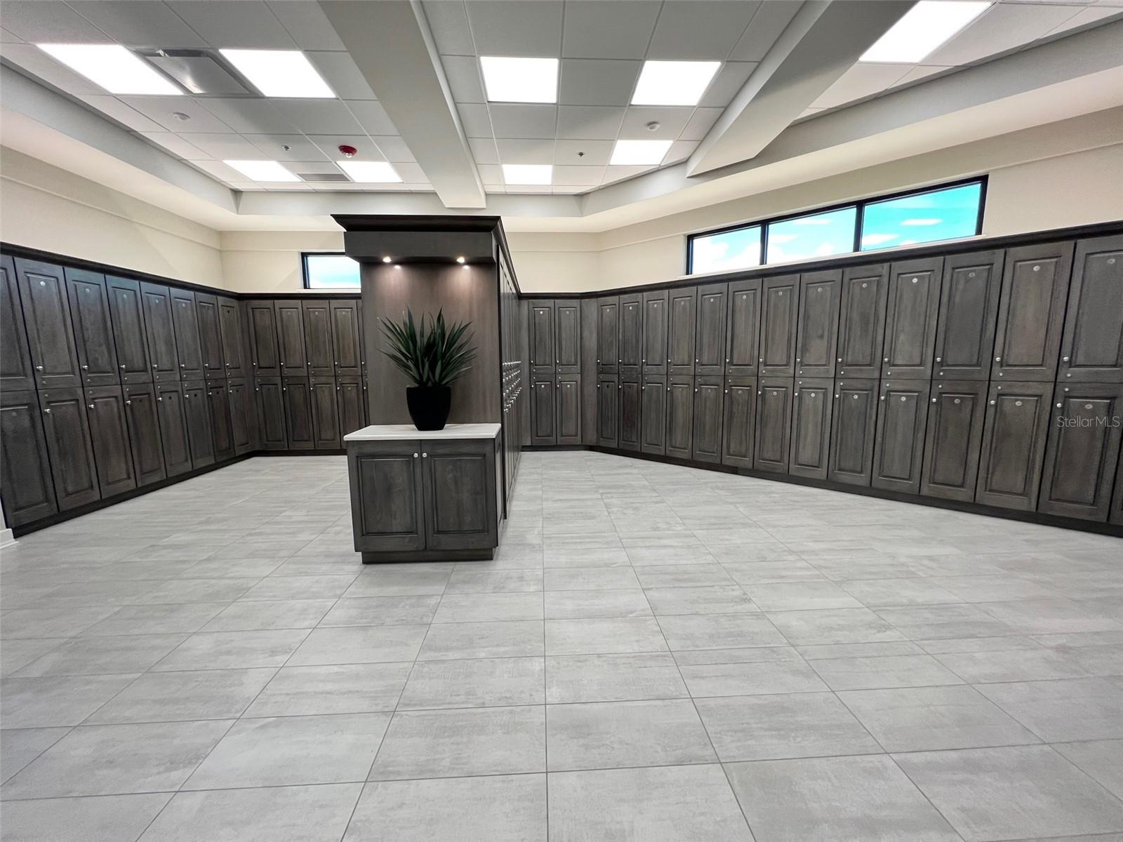 5721 PALMER CIR #101, LAKEWOOD RANCH, FL, 34211