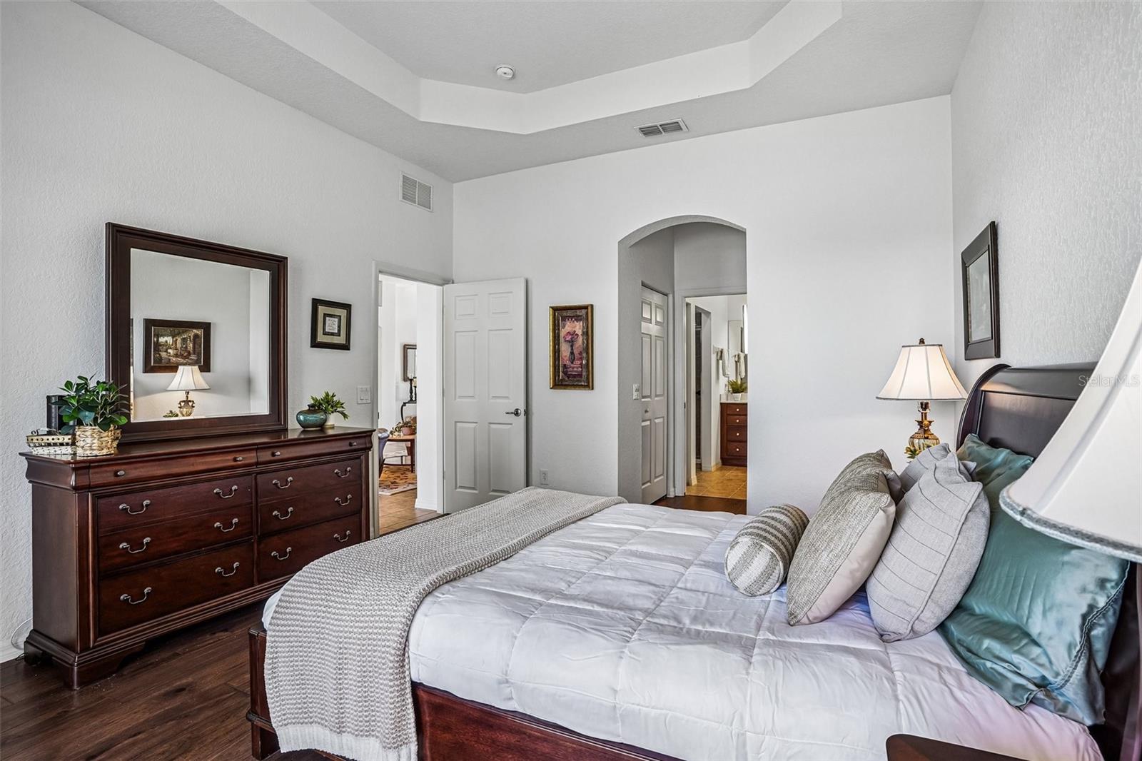 5116 NEPTUNE CIR, OXFORD, FL, 34484