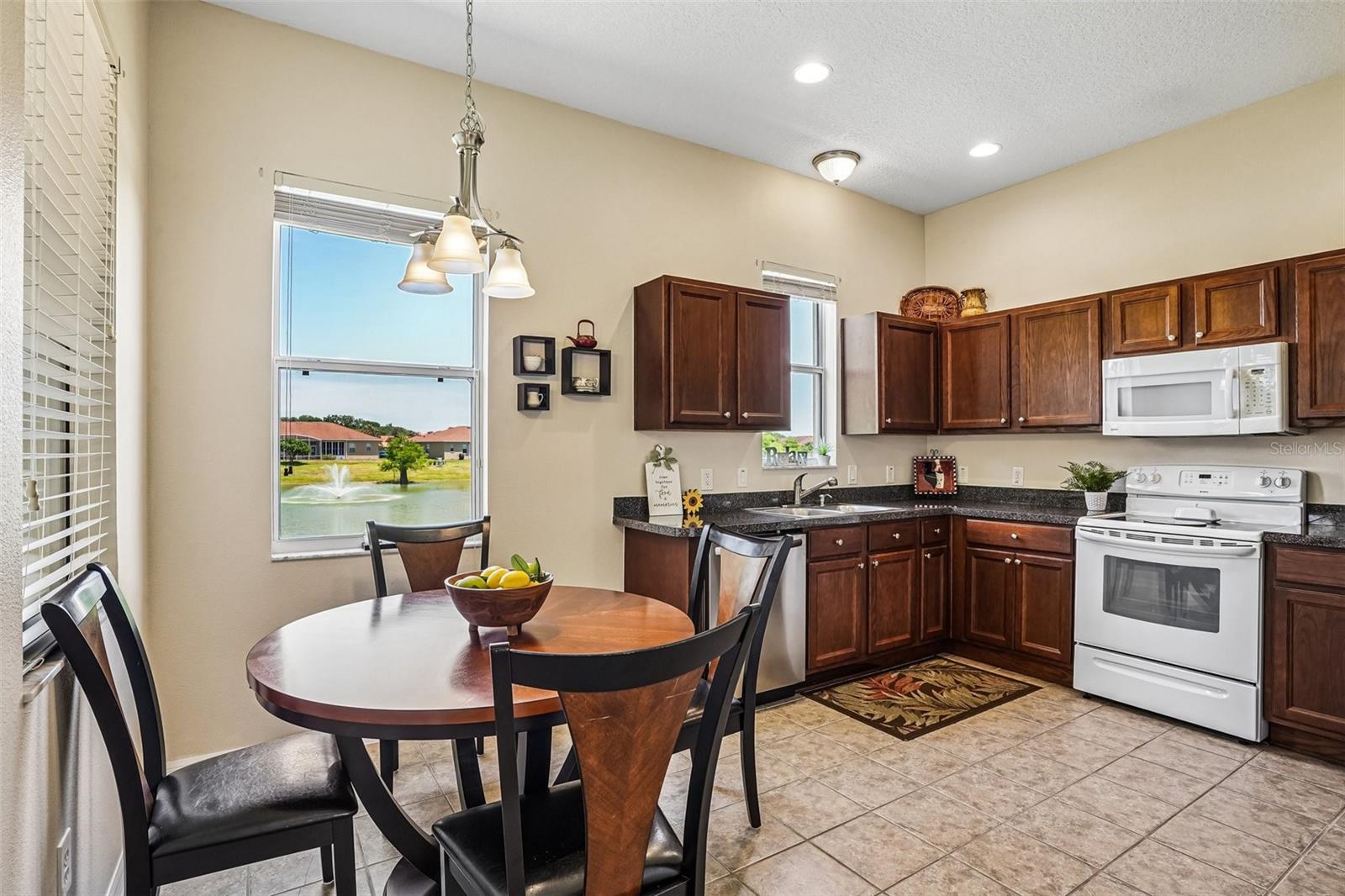 5116 NEPTUNE CIR, OXFORD, FL, 34484