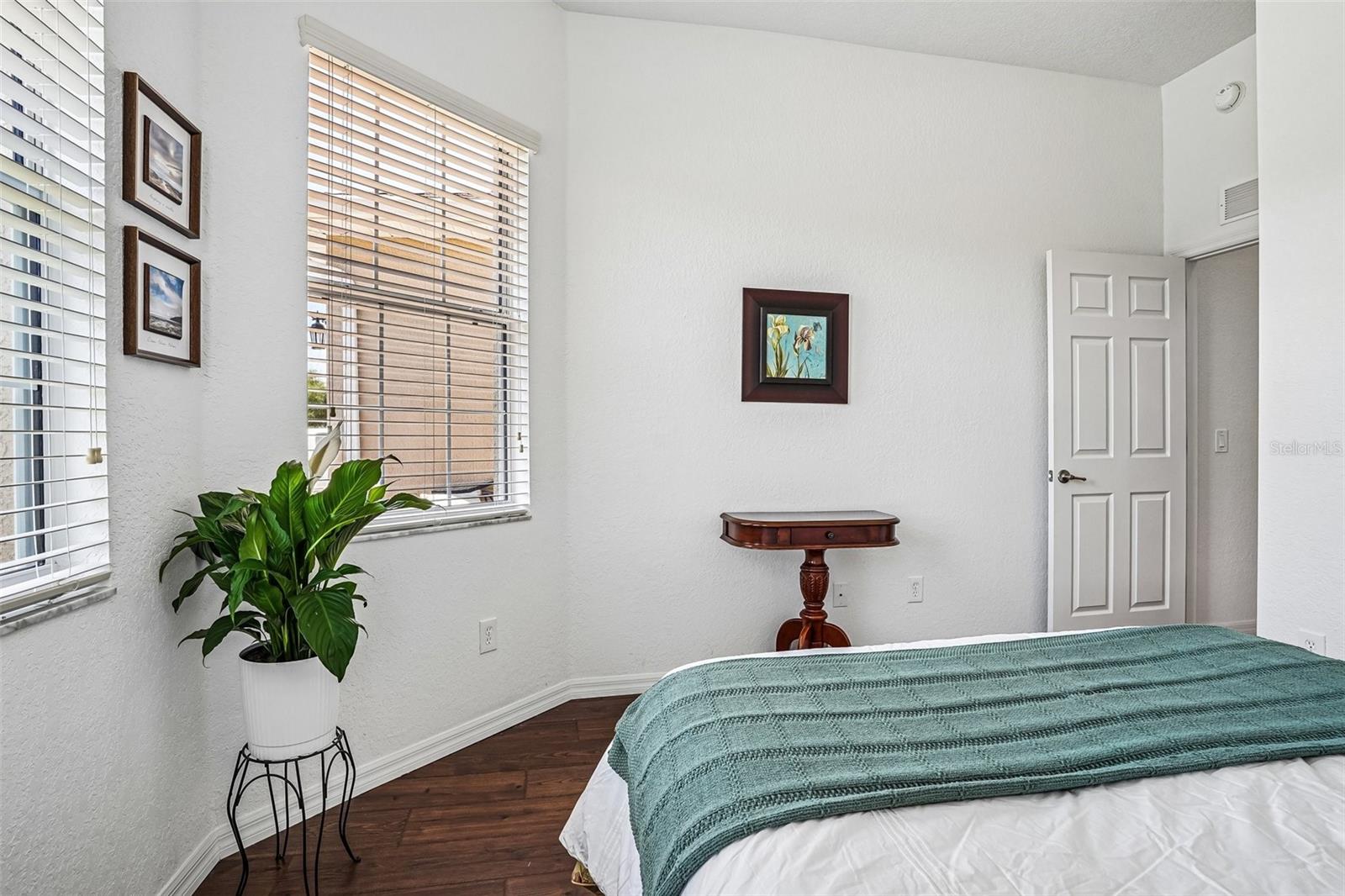 5116 NEPTUNE CIR, OXFORD, FL, 34484