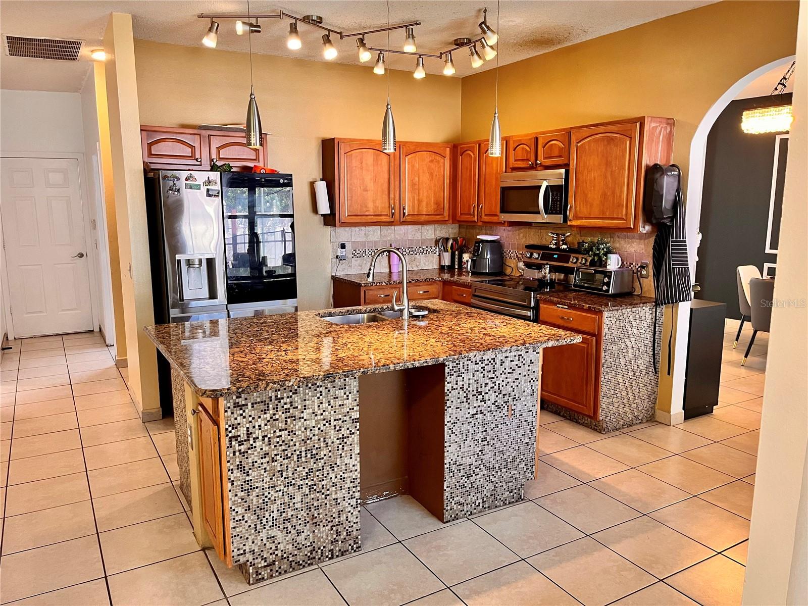 577 MARICOPA DR, KISSIMMEE, FL, 34758