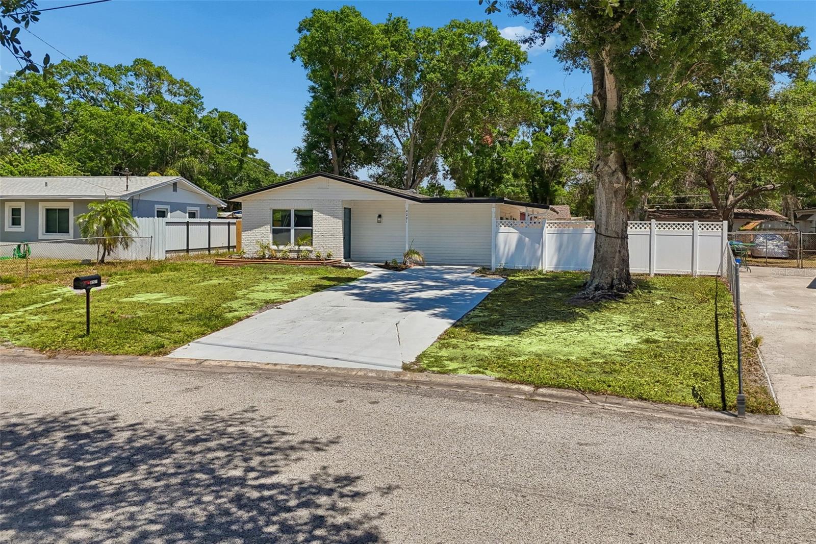 4221 EMPIRE PL, TAMPA, FL, 33610
