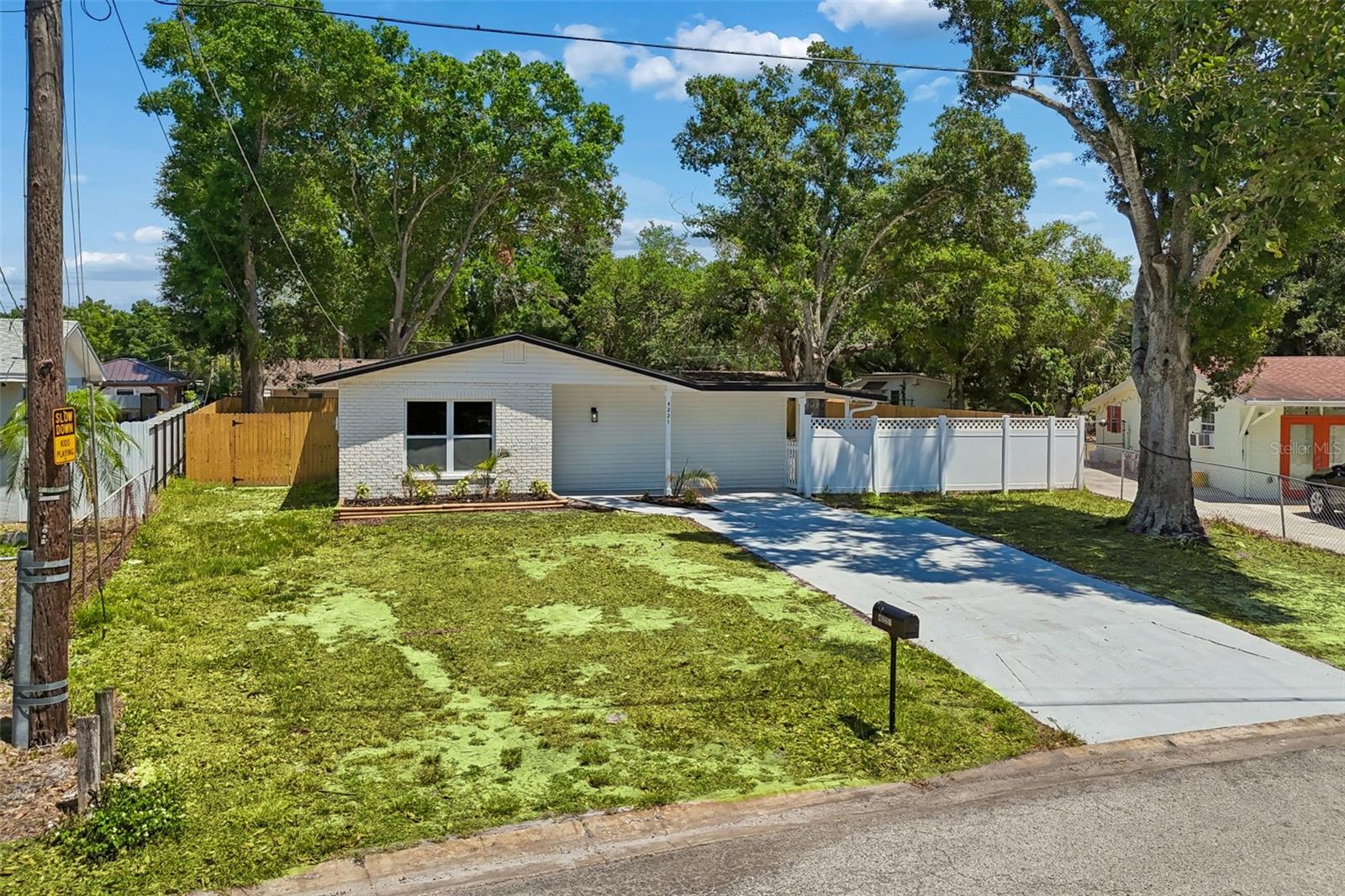 4221 EMPIRE PL, TAMPA, FL, 33610