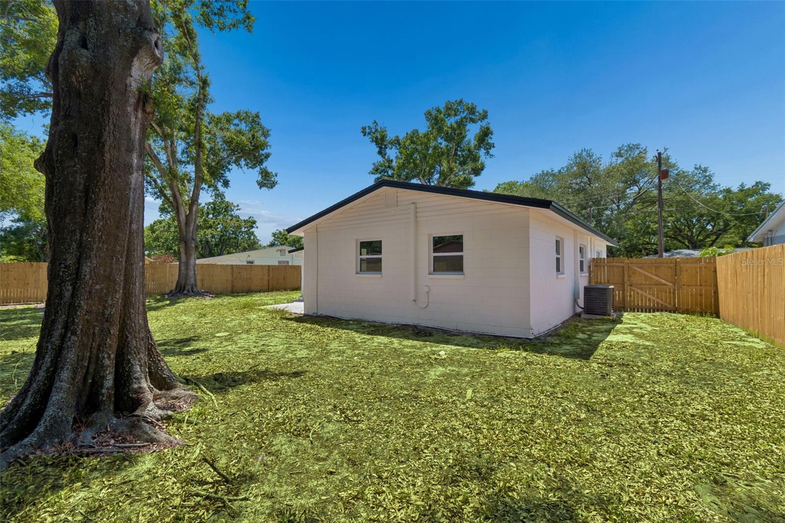 4221 EMPIRE PL, TAMPA, FL, 33610