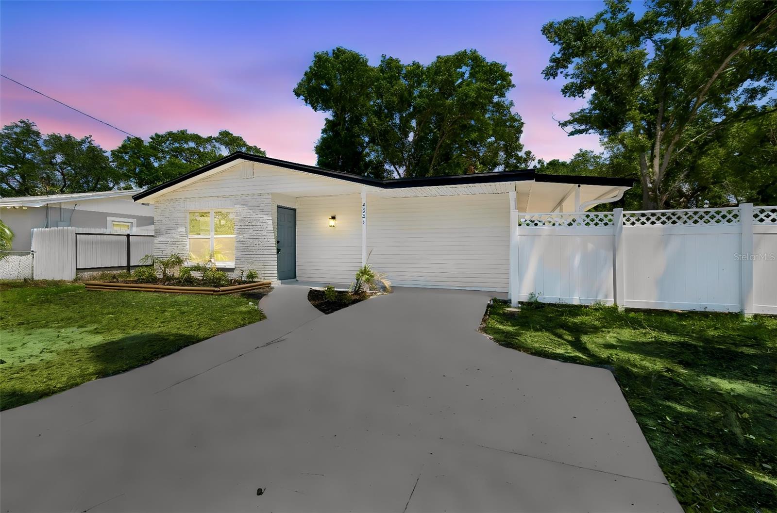 4221 EMPIRE PL, TAMPA, FL, 33610
