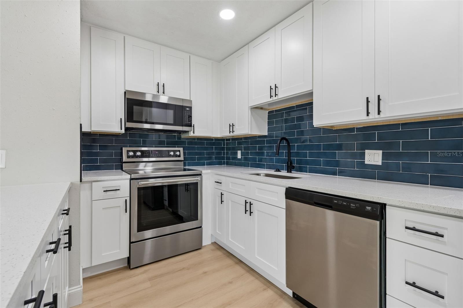 4221 EMPIRE PL, TAMPA, FL, 33610