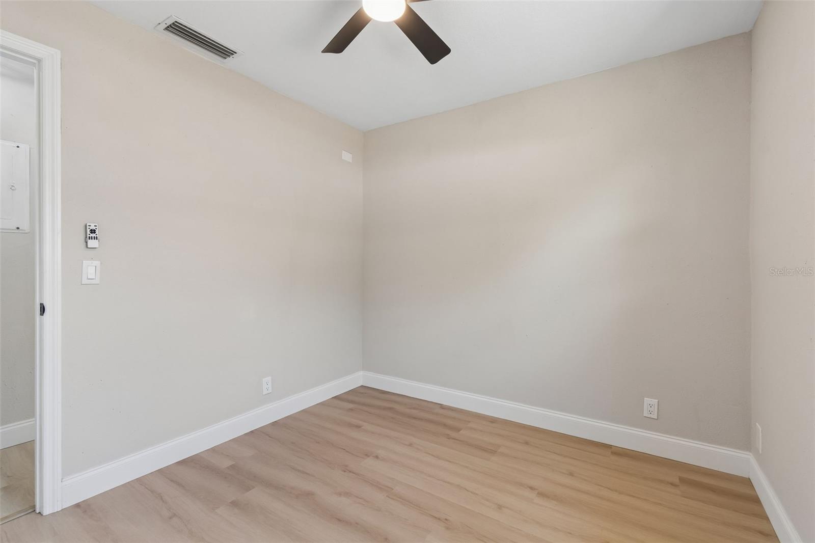 4221 EMPIRE PL, TAMPA, FL, 33610