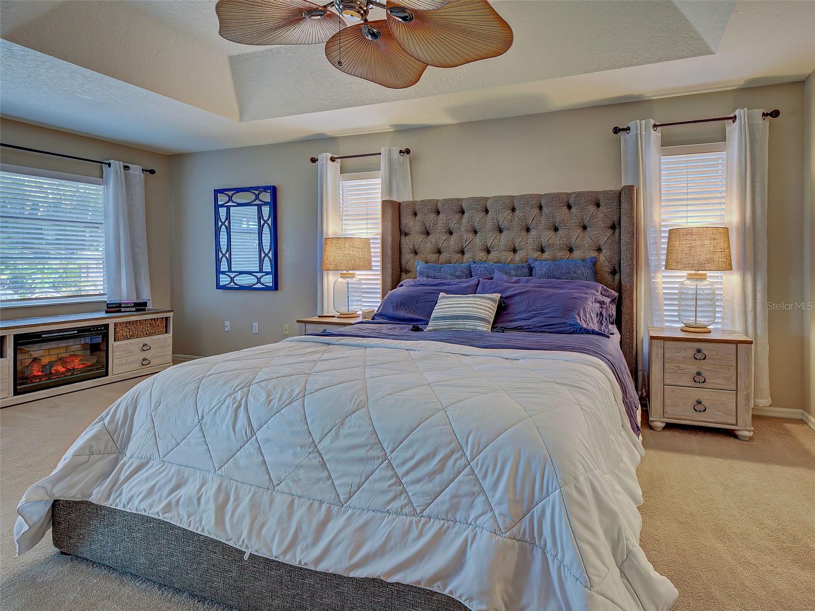 1303 E GATE DR, VENICE, FL, 34285