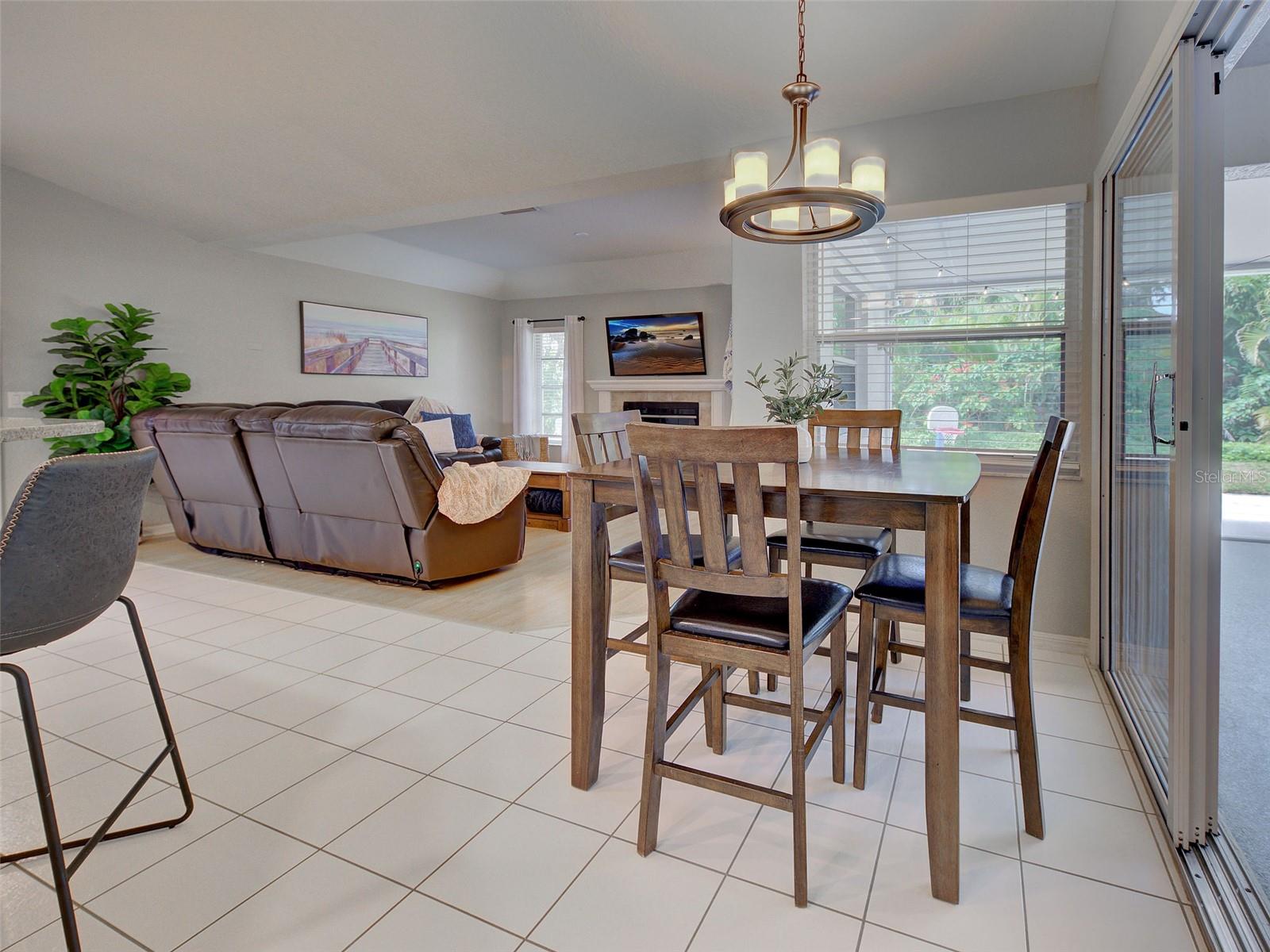 1303 E GATE DR, VENICE, FL, 34285