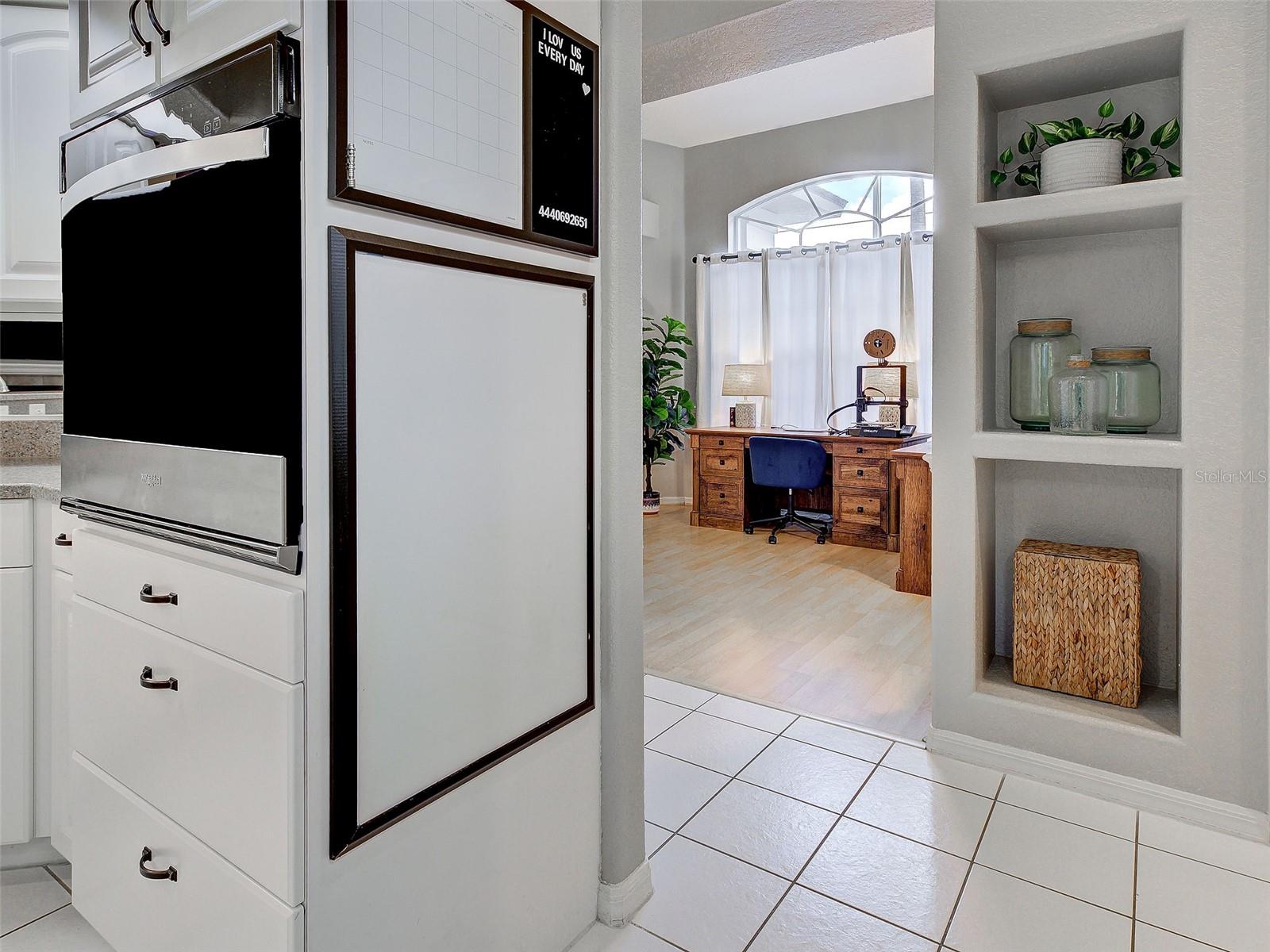 1303 E GATE DR, VENICE, FL, 34285