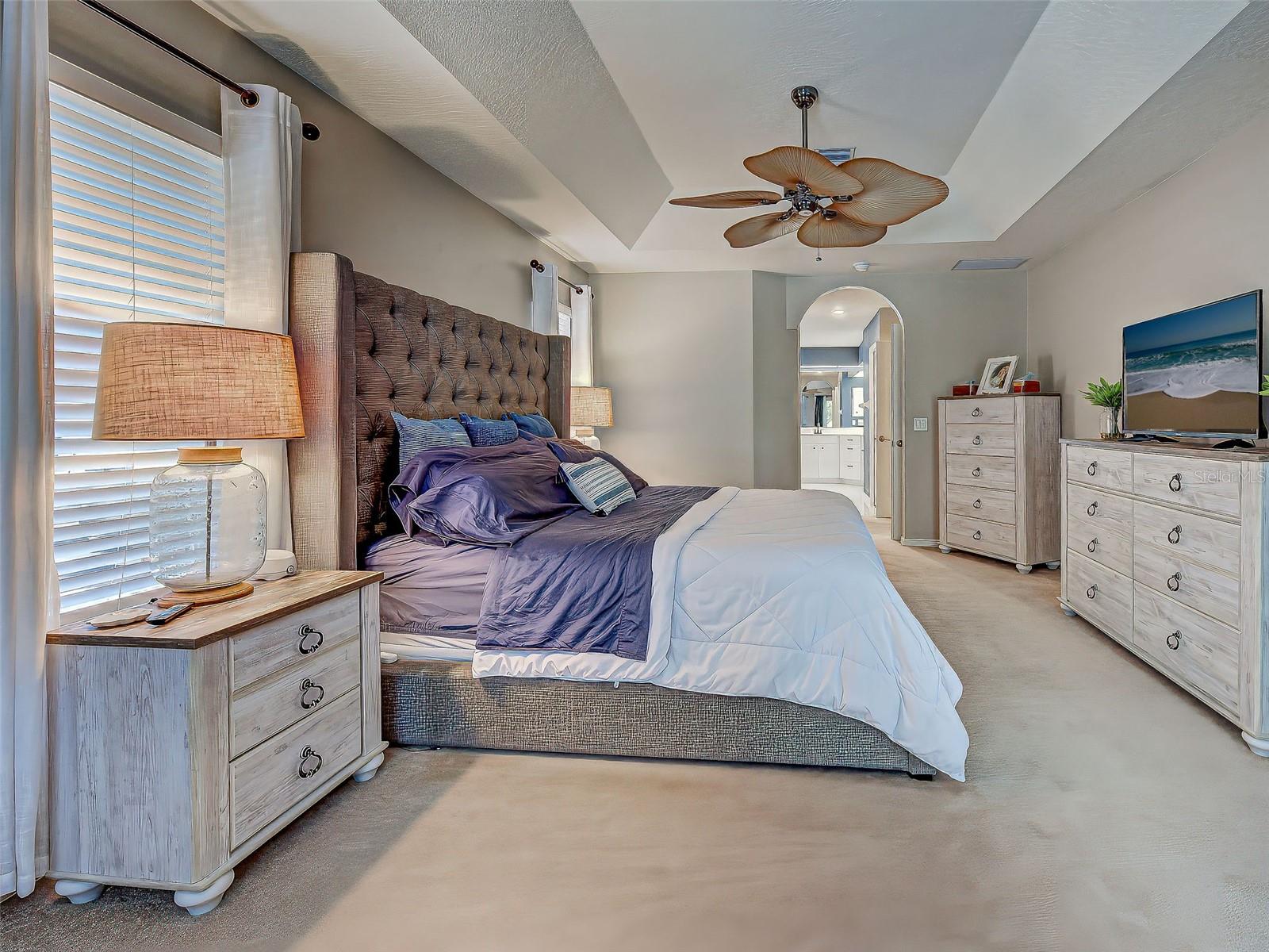 1303 E GATE DR, VENICE, FL, 34285