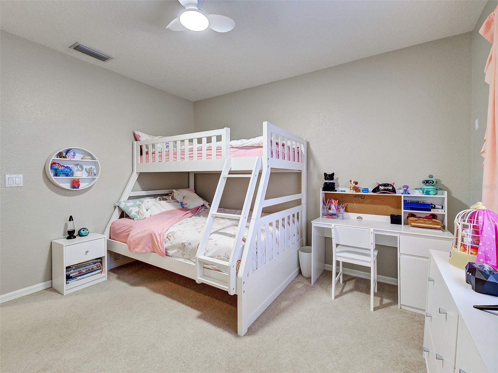 1303 E GATE DR, VENICE, FL, 34285