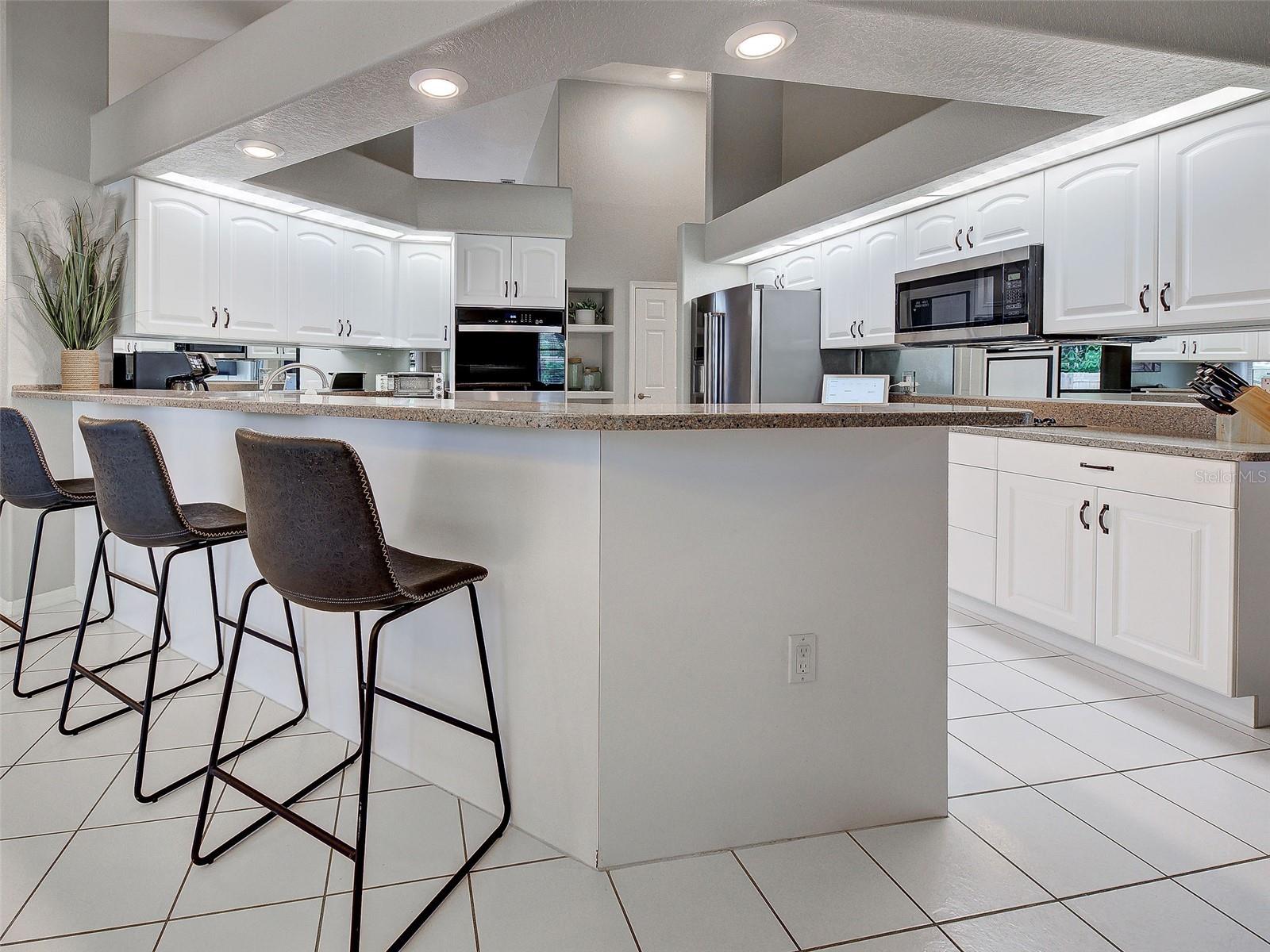 1303 E GATE DR, VENICE, FL, 34285