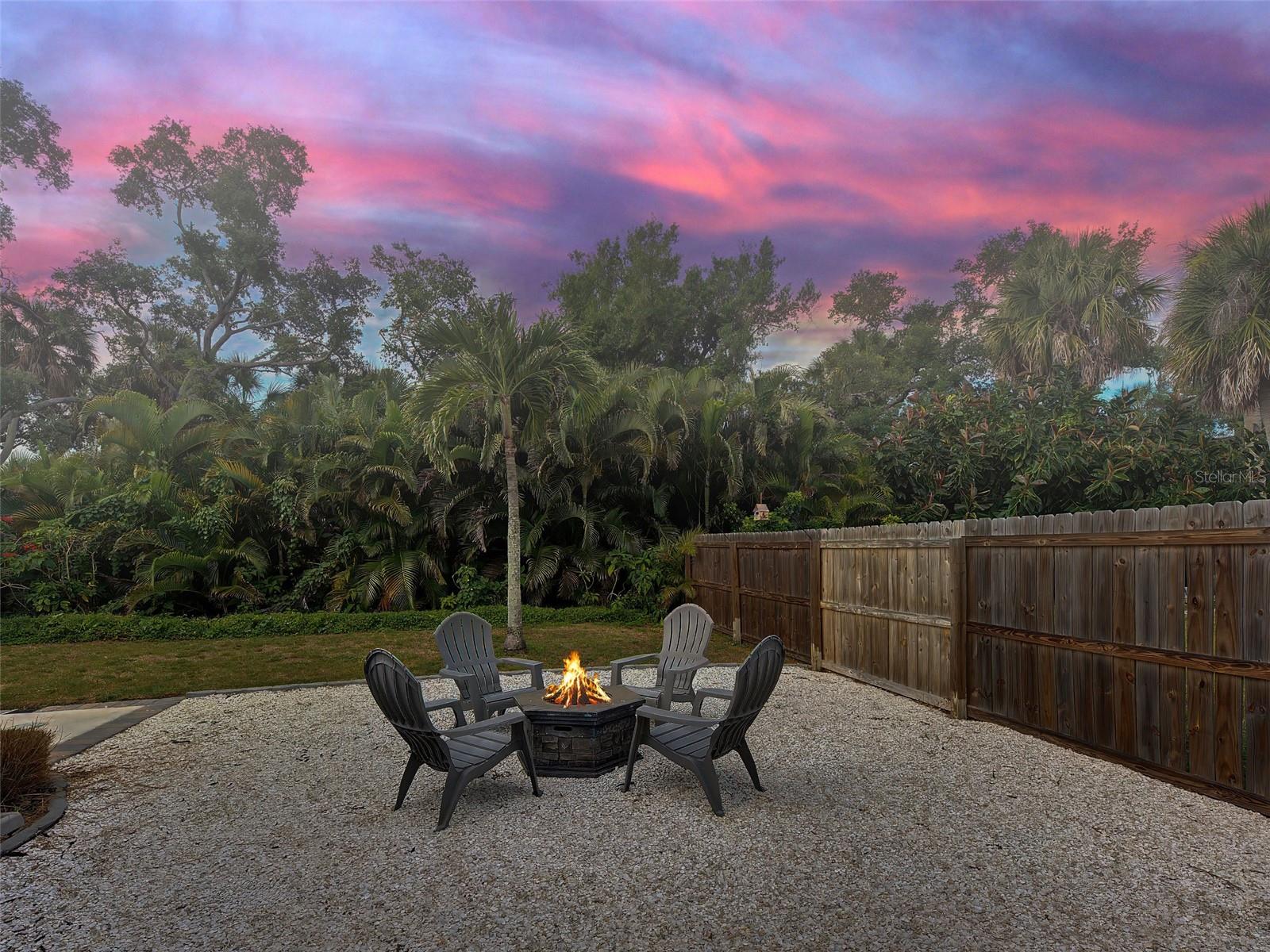 1303 E GATE DR, VENICE, FL, 34285