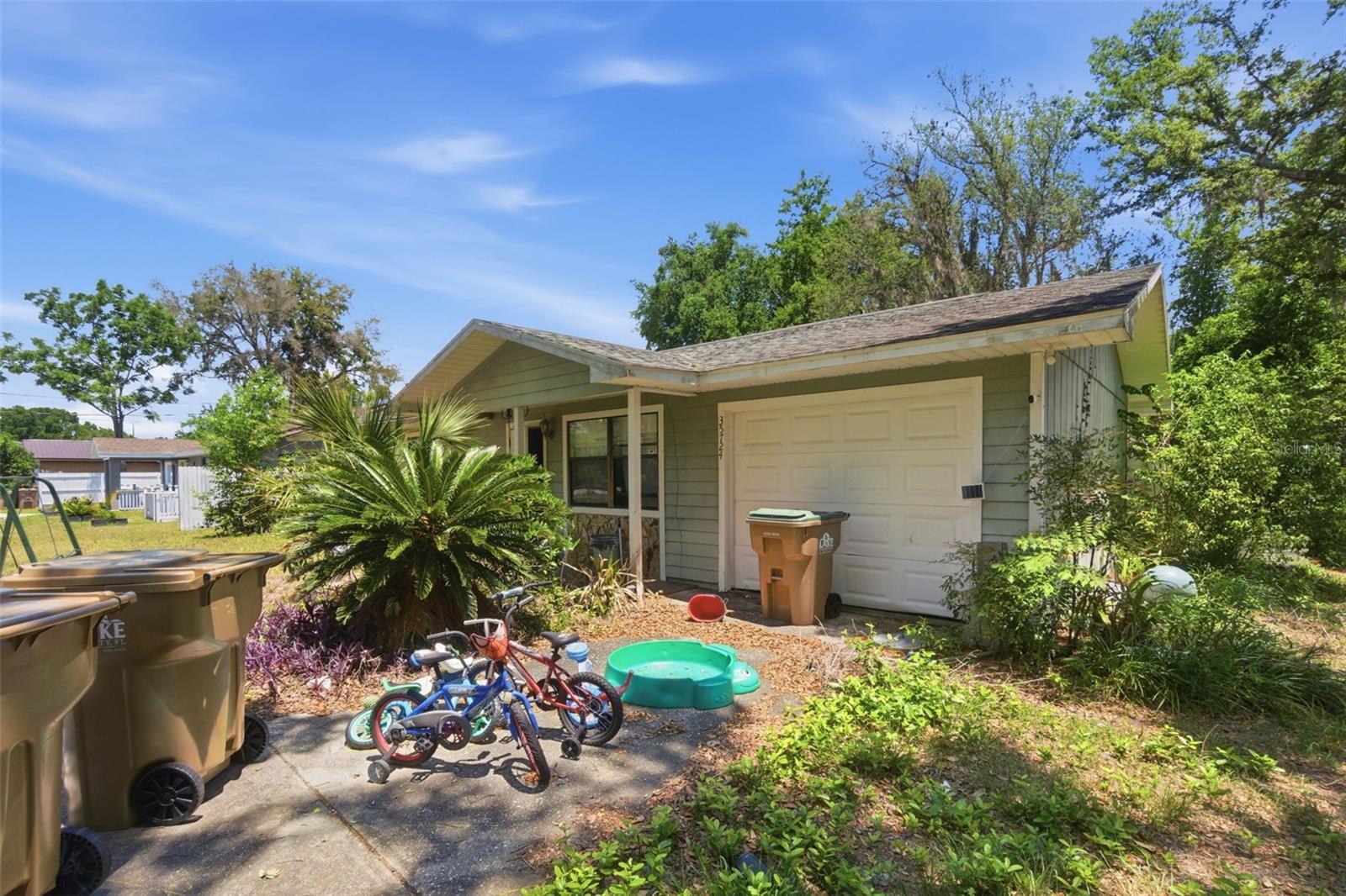 35724 DAWN DR, LEESBURG, FL, 34788