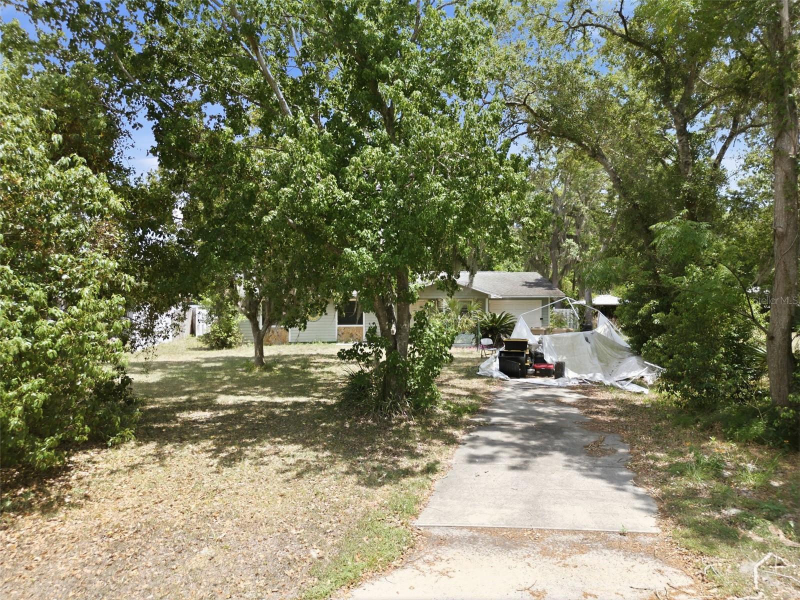 35724 DAWN DR, LEESBURG, FL, 34788