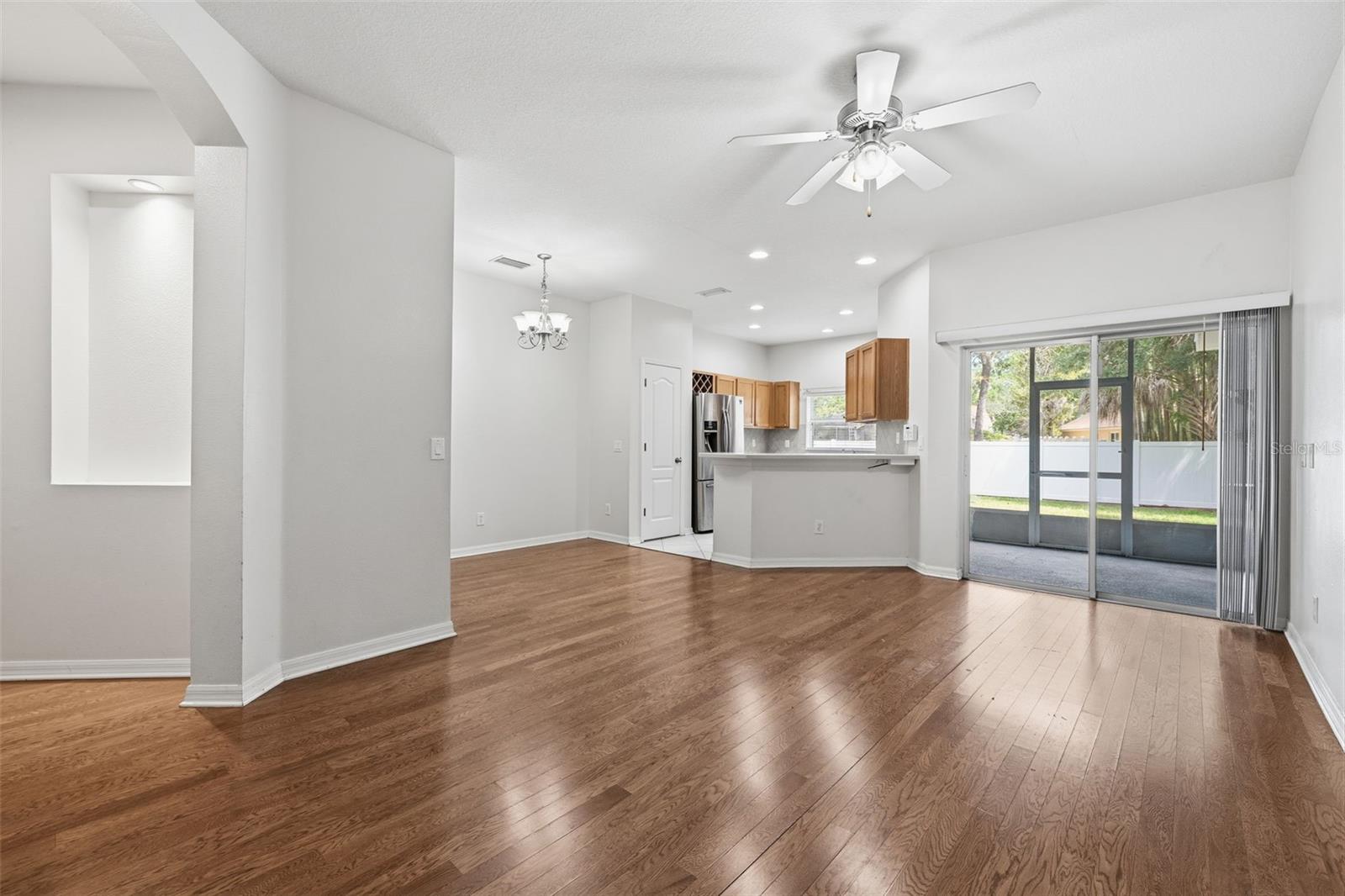 4423 AMBERLY OAKS CT, TAMPA, FL, 33614