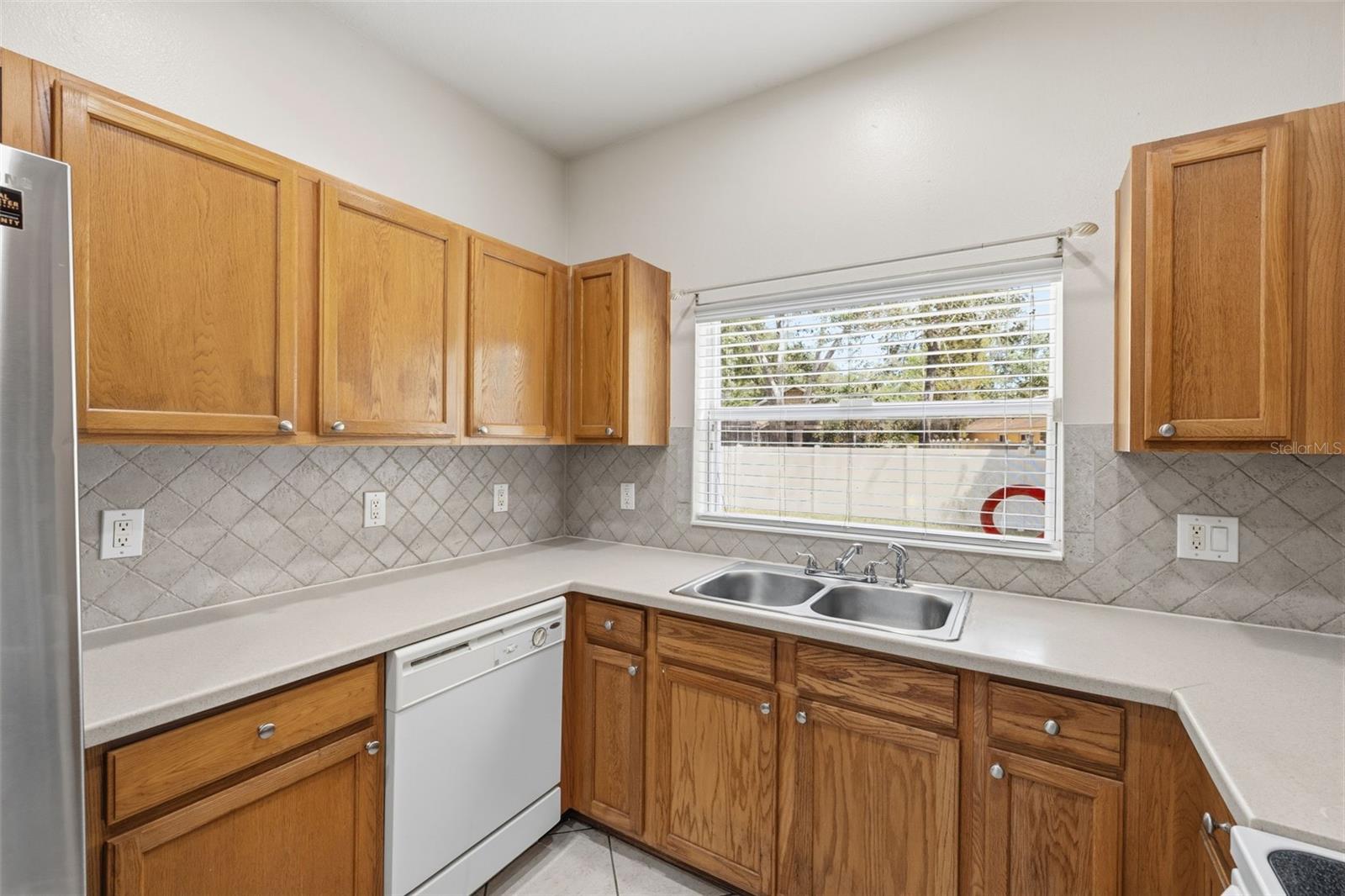 4423 AMBERLY OAKS CT, TAMPA, FL, 33614