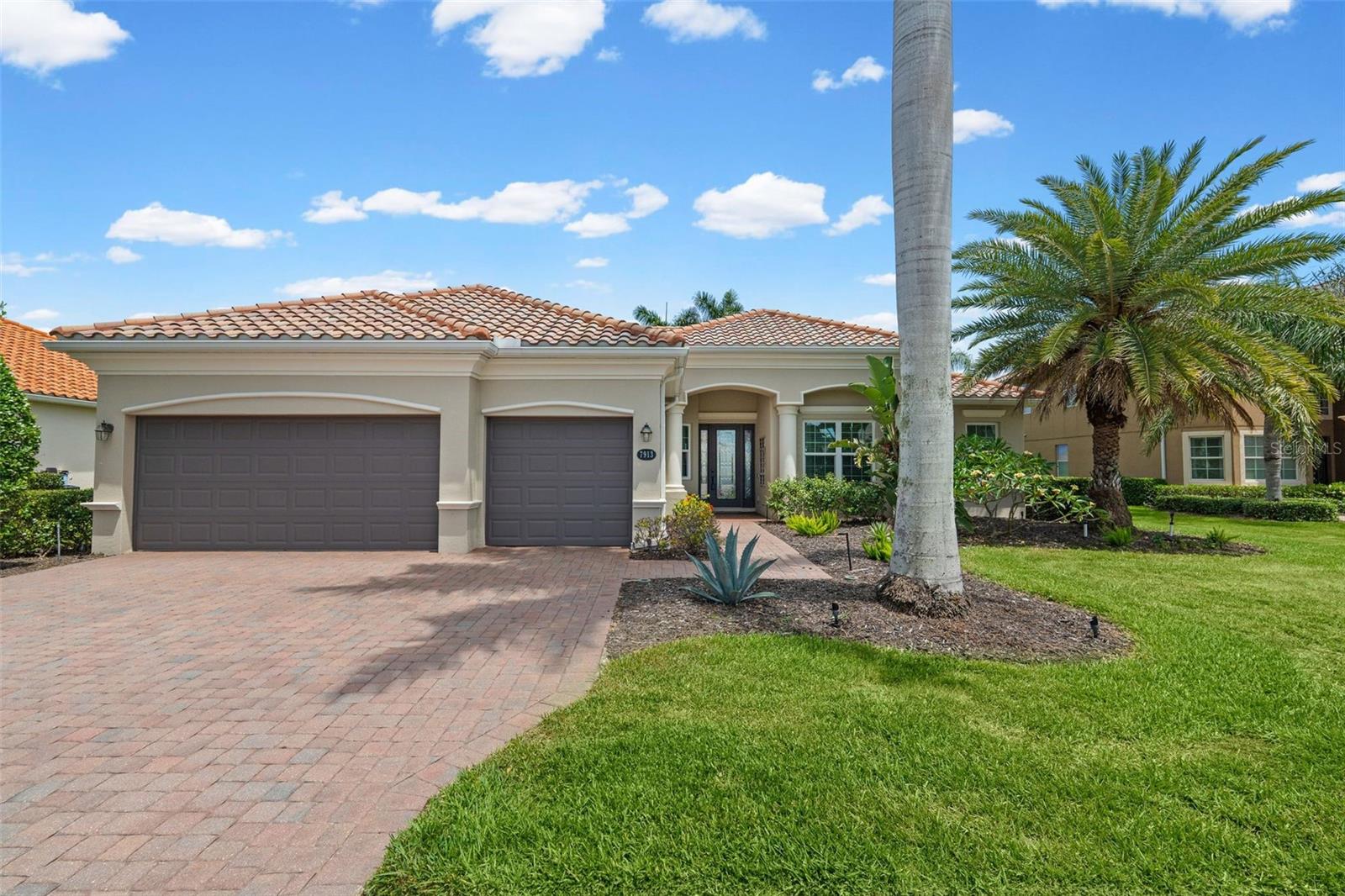 7913 HERITAGE GRAND PL, BRADENTON, FL, 34212