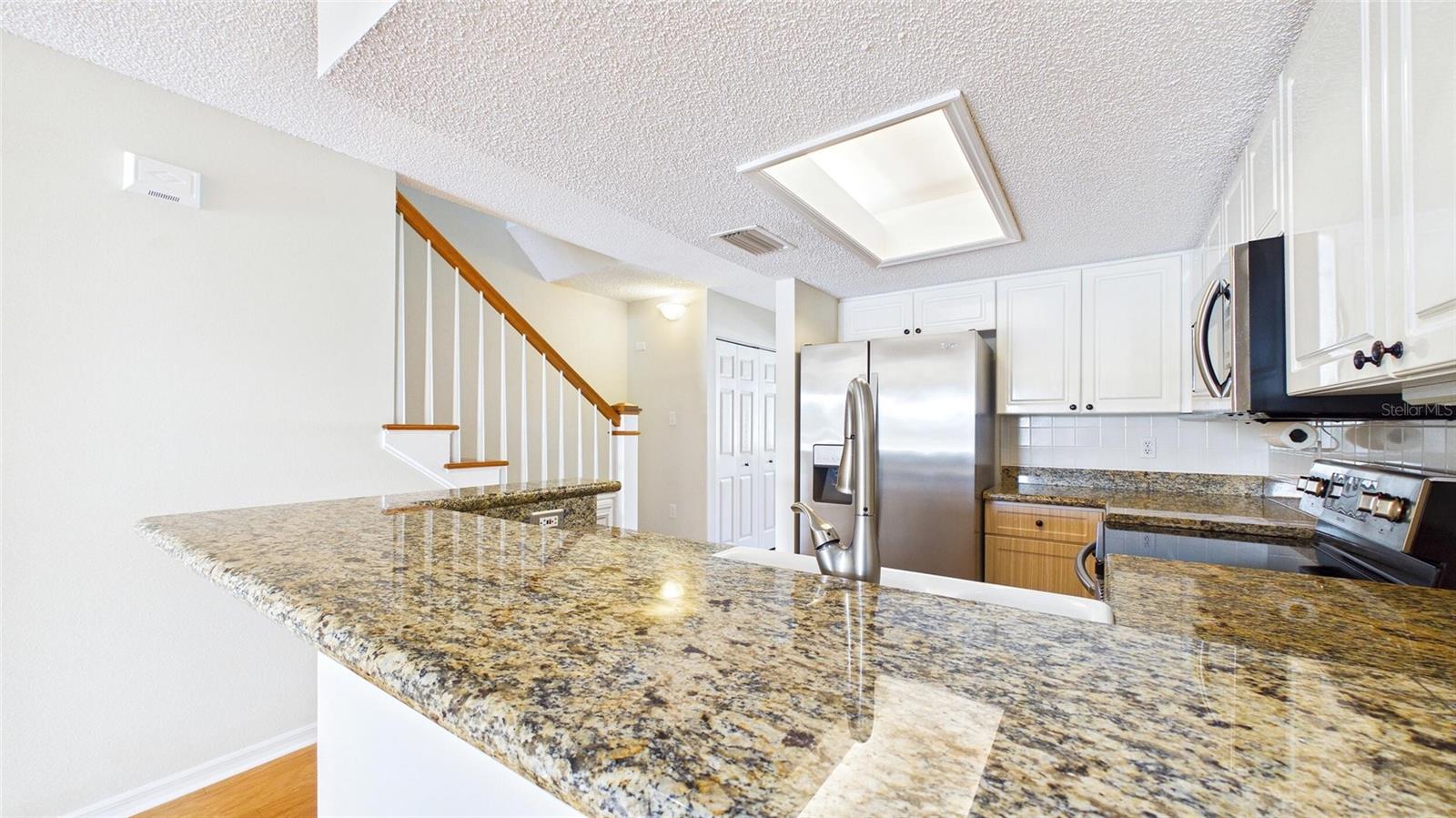 323 MADEIRA CIR, ST PETERSBURG, FL, 33715