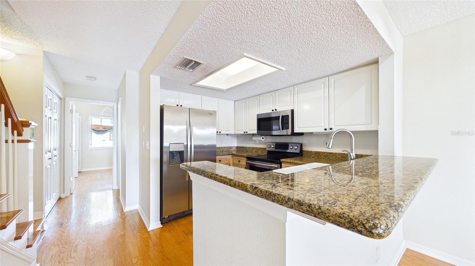323 MADEIRA CIR, ST PETERSBURG, FL, 33715