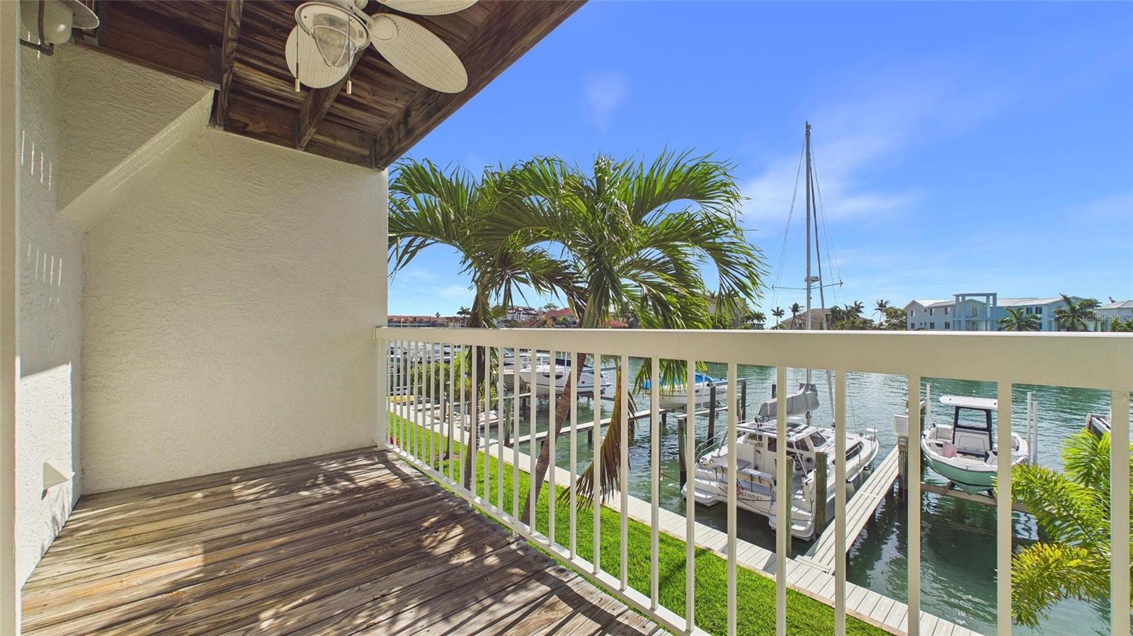 323 MADEIRA CIR, ST PETERSBURG, FL, 33715
