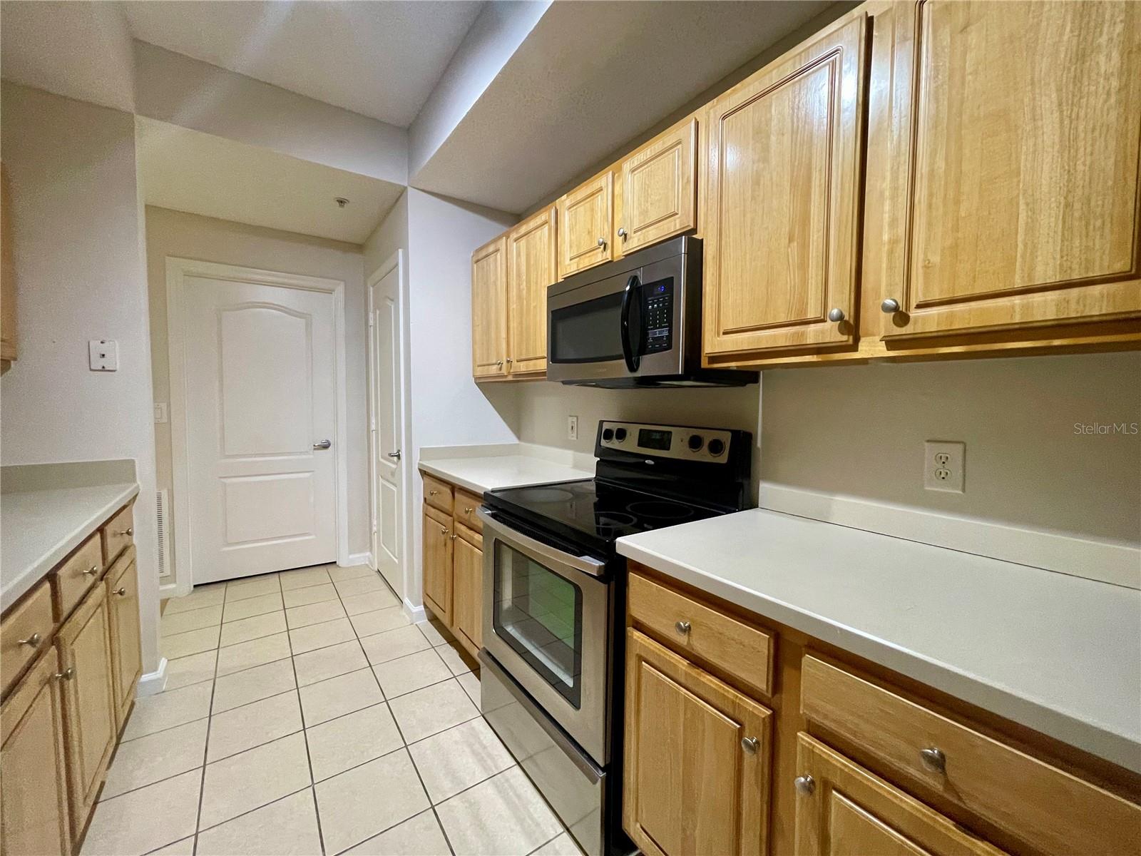 12102 POPPY FIELD LN #111, ORLANDO, FL, 32837