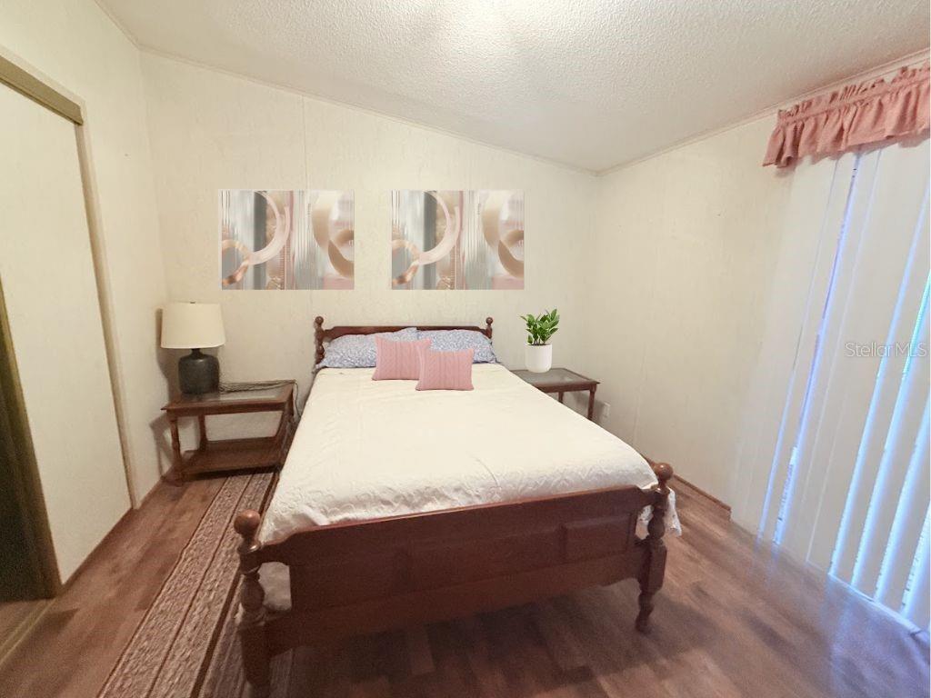 220 ELLSWORTH DR, KISSIMMEE, FL, 34758