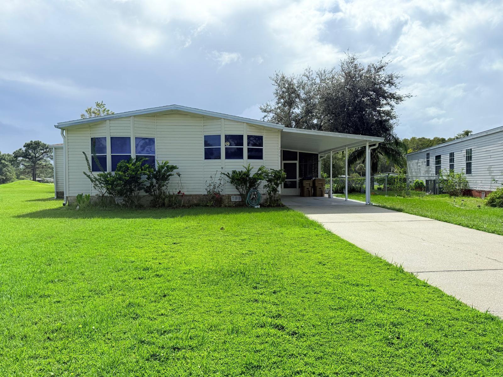 220 ELLSWORTH DR, KISSIMMEE, FL, 34758
