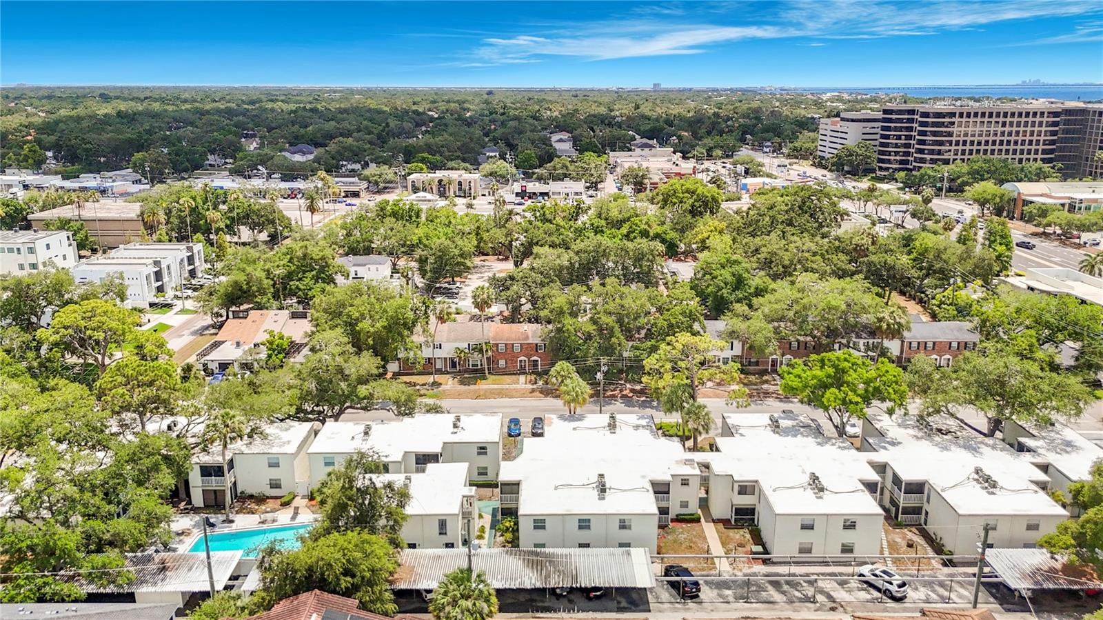 4611 W NORTH B ST #240, TAMPA, FL, 33609