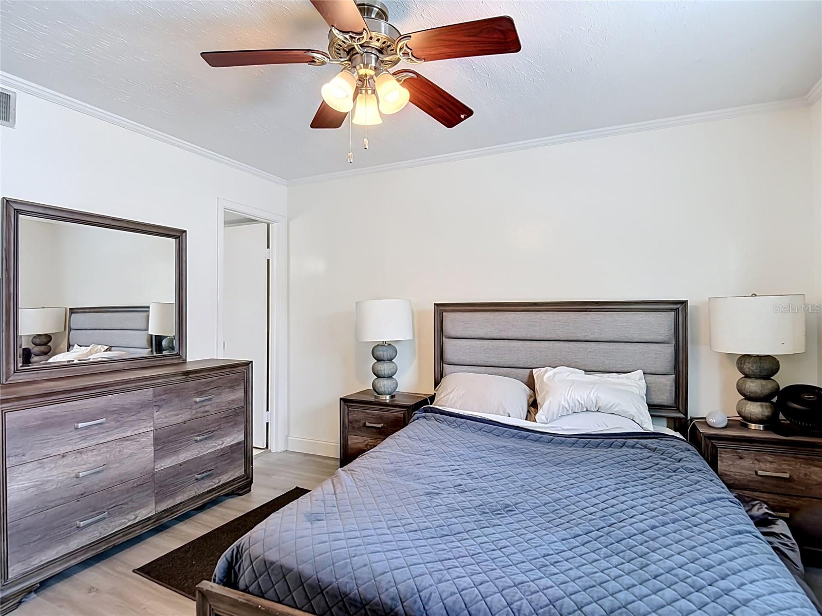 4611 W NORTH B ST #240, TAMPA, FL, 33609