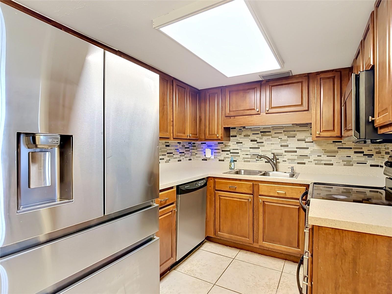 4611 W NORTH B ST #240, TAMPA, FL, 33609