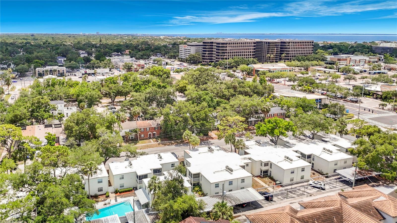 4611 W NORTH B ST #240, TAMPA, FL, 33609