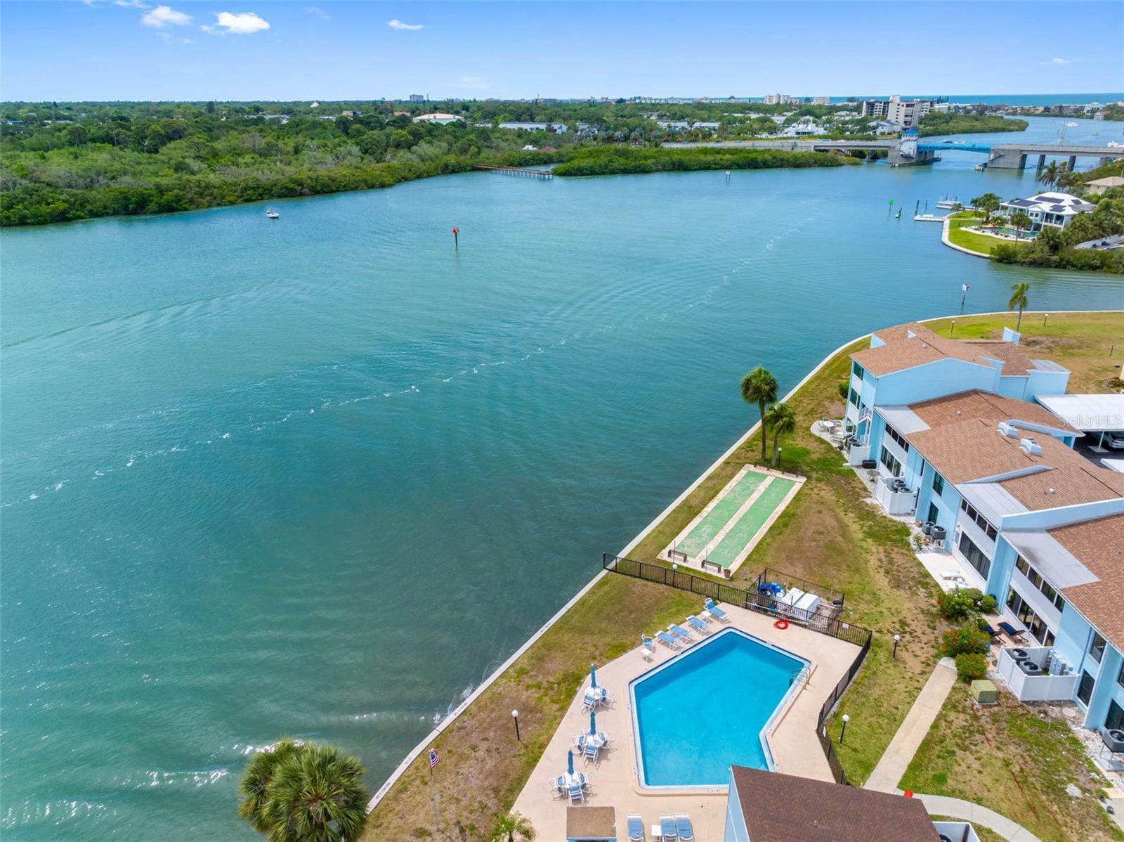 WINDRUSH COVE PH 1 CONDO, INDIAN ROCKS BEACH, FL, 33785