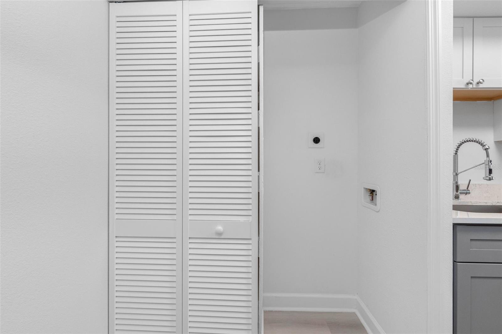 WINDRUSH COVE PH 1 CONDO, INDIAN ROCKS BEACH, FL, 33785