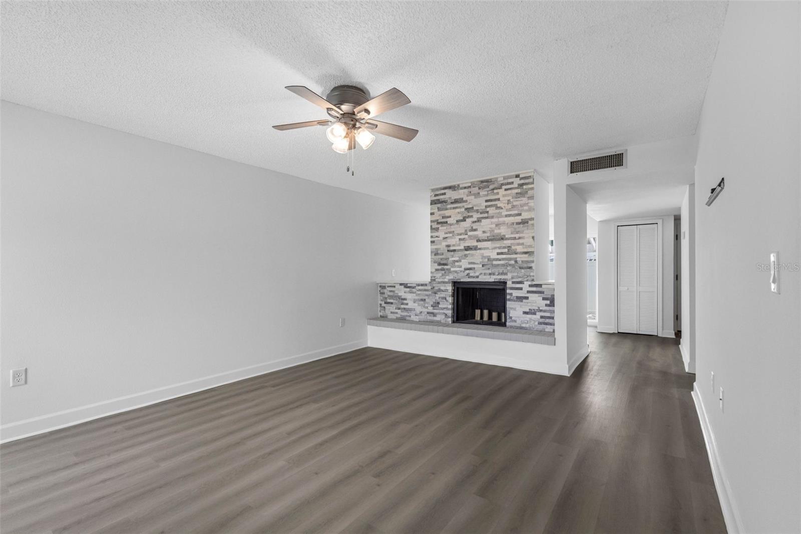WINDRUSH COVE PH 1 CONDO, INDIAN ROCKS BEACH, FL, 33785