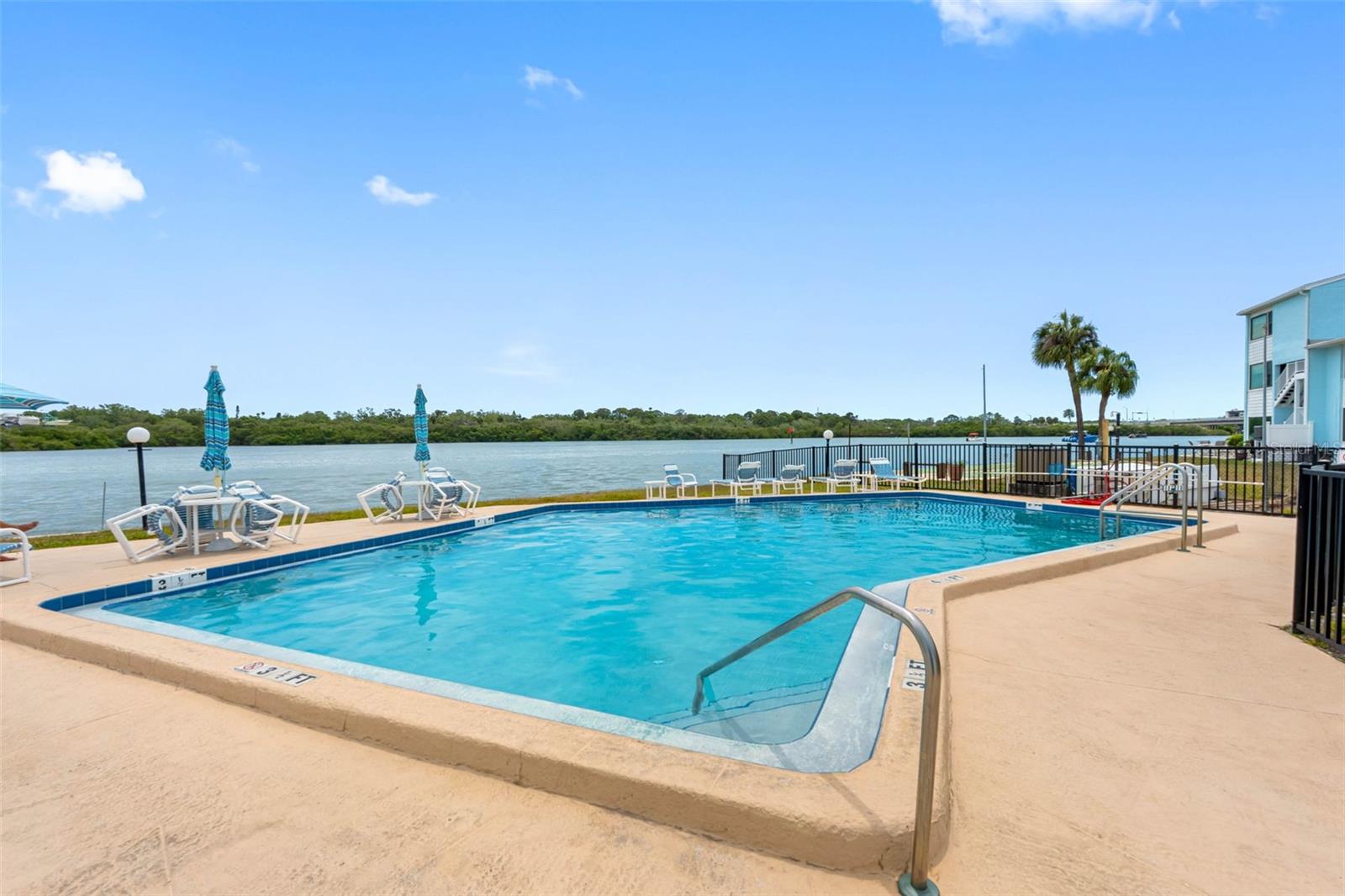 WINDRUSH COVE PH 1 CONDO, INDIAN ROCKS BEACH, FL, 33785