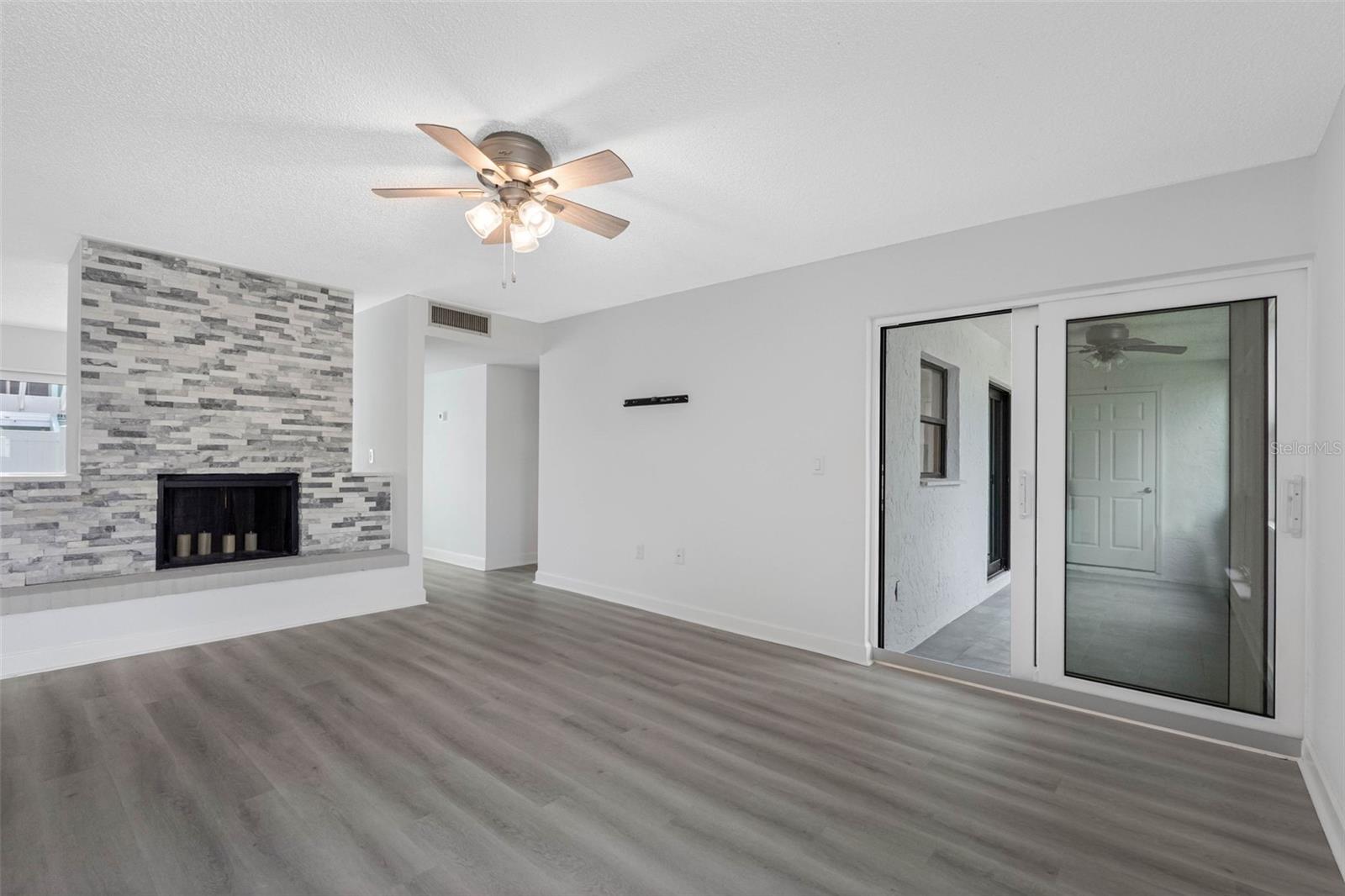 WINDRUSH COVE PH 1 CONDO, INDIAN ROCKS BEACH, FL, 33785